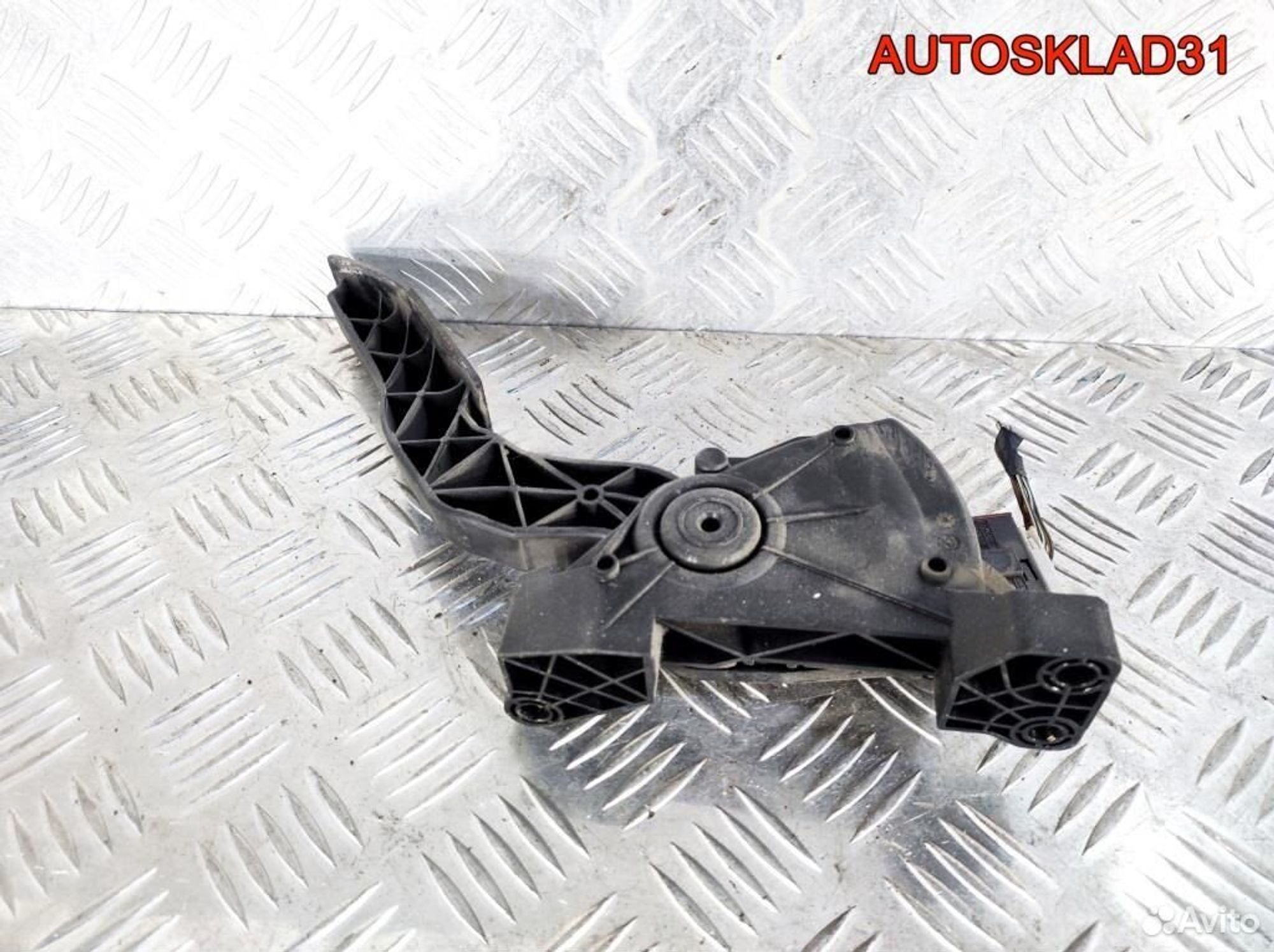 Педаль газа Opel Vectra C 2,2 Z22SE 9186724 Бензин, 2100 рублей, Дубовое