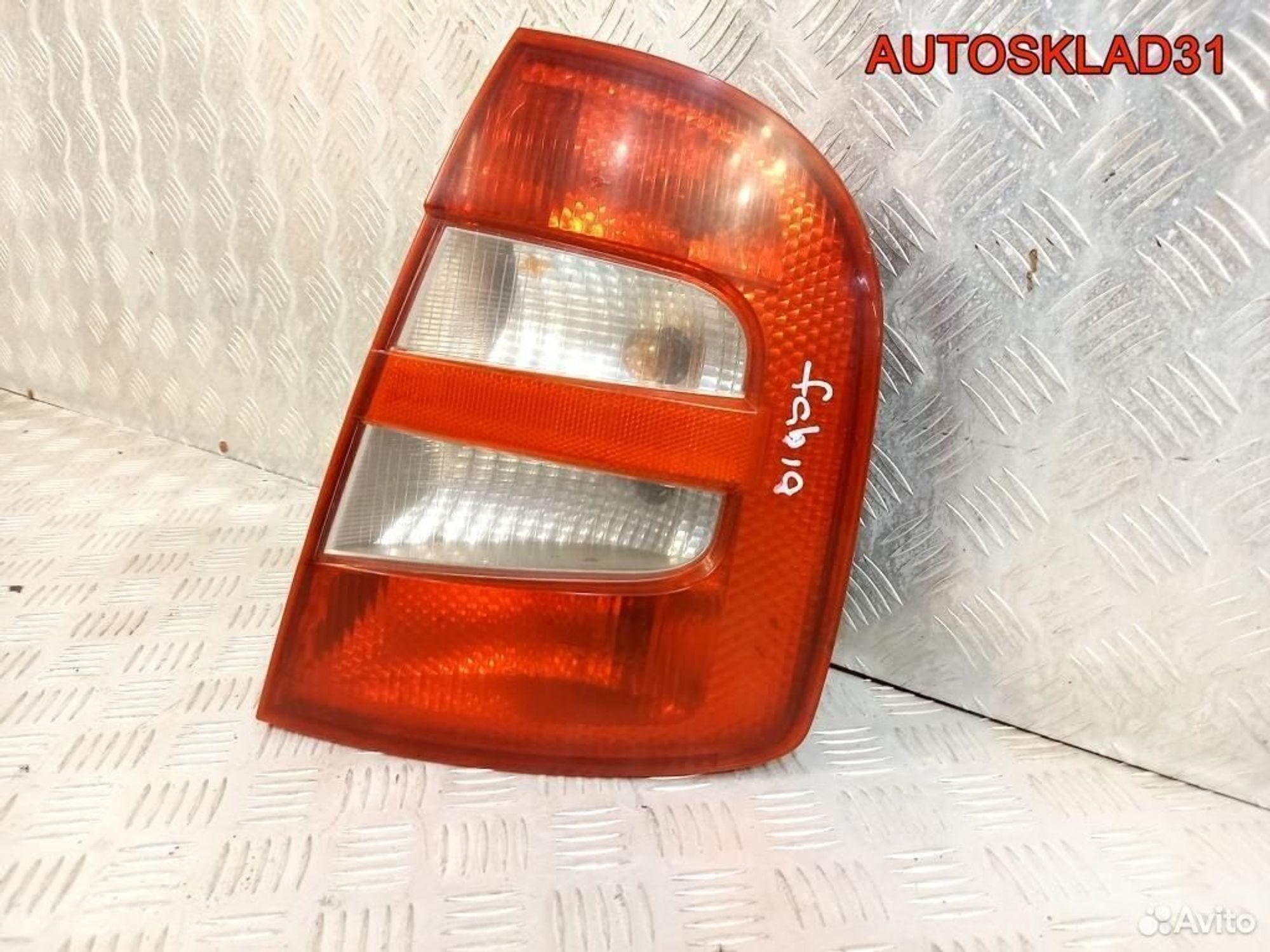 Фонарь задний правый Skoda Fabia 6Y6945096B, 2600 рублей, Дубовое