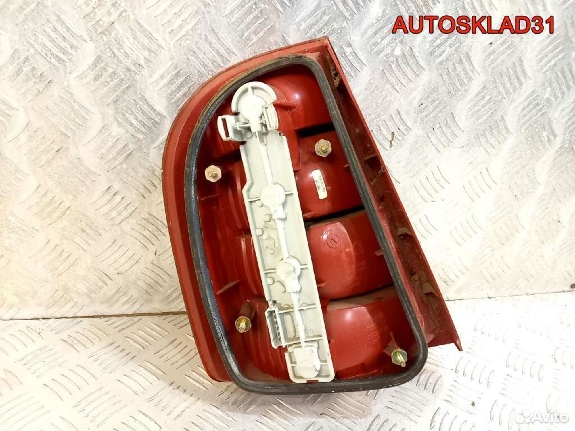 Фонарь задний правый Skoda Fabia 6Y6945096B, 2600 рублей, Дубовое