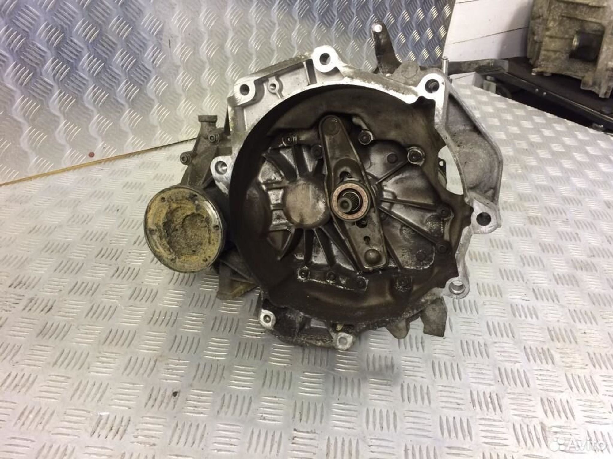 МКПП GVV Volkswagen Golf 5 1.6 FSI Бензин, 40500 рублей, Дубовое