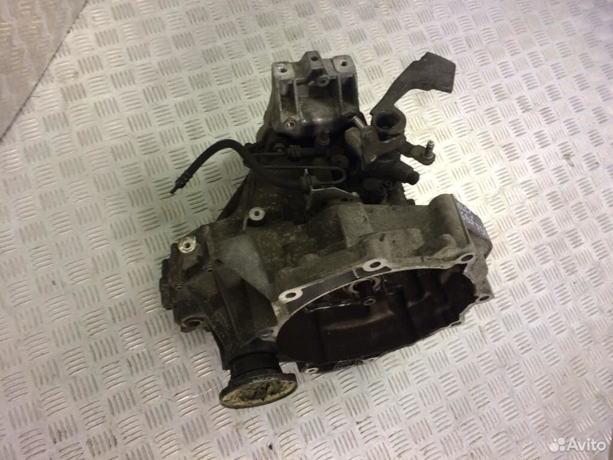 МКПП GVV Volkswagen Golf 5 1.6 FSI Бензин, 40500 рублей, Дубовое