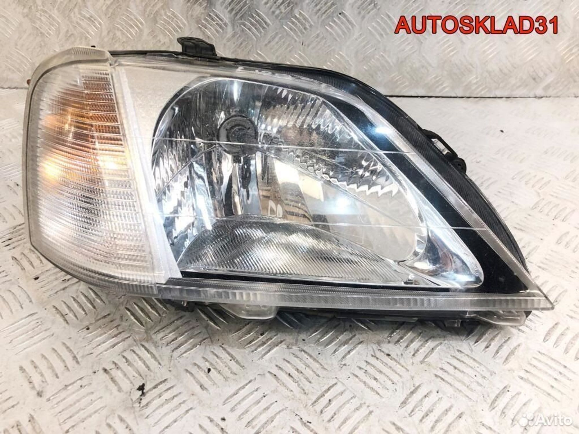Фара правая Renault Logan 8200211006, 3600 рублей, Дубовое