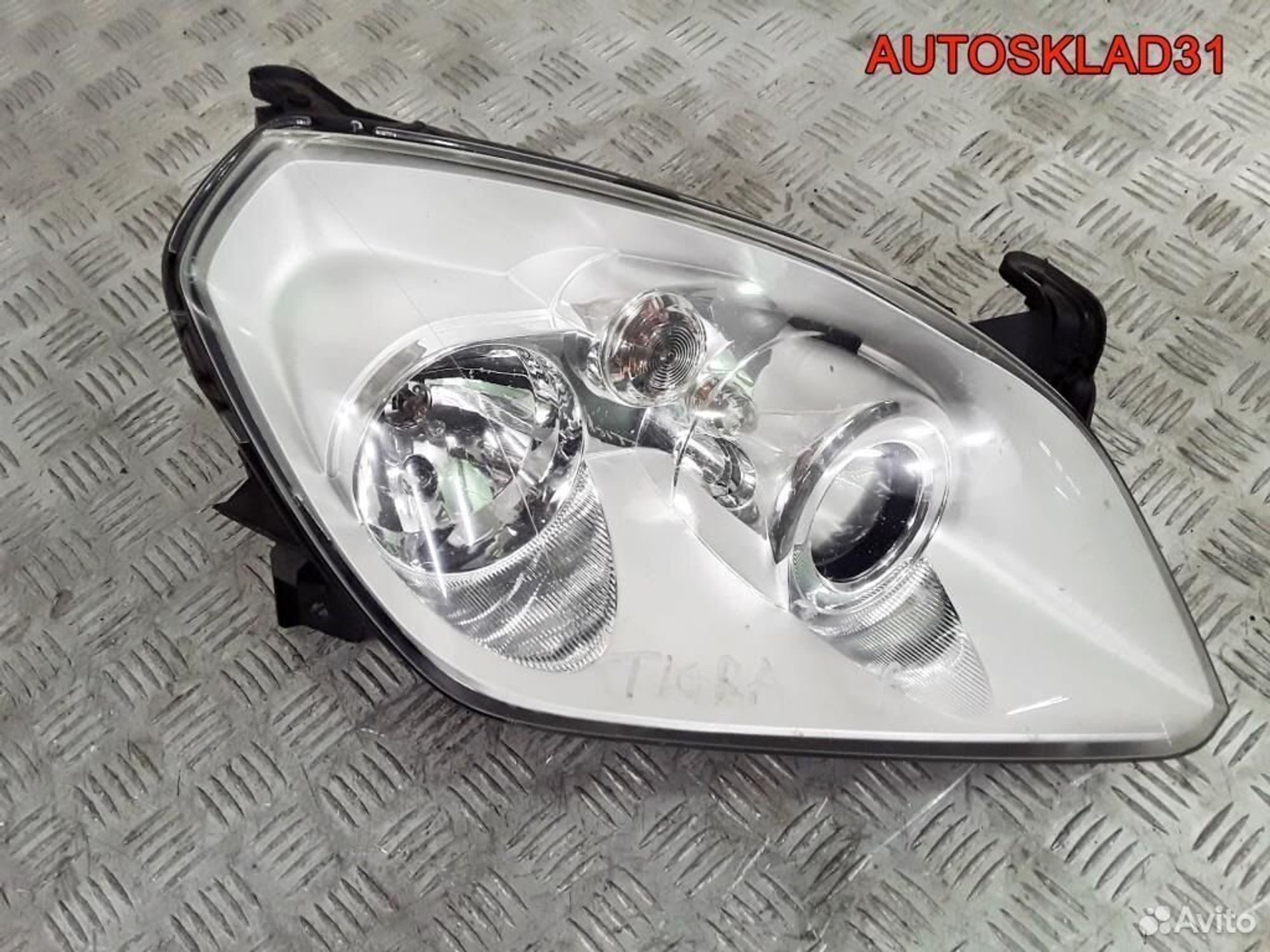 Фара правая Opel Tigra B 93162202, 4800 рублей, Дубовое