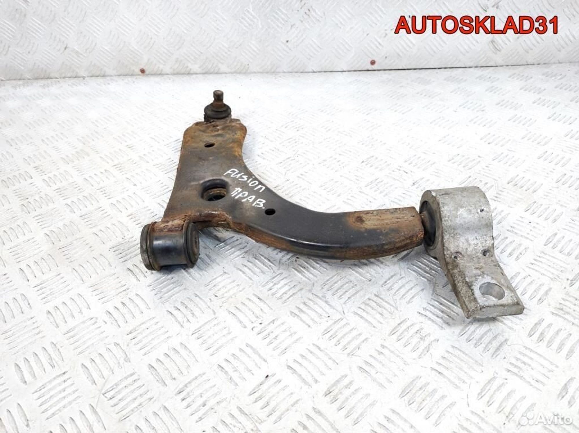 Рычаг передний правый Ford Fusion 1212807, 1700 рублей, Дубовое