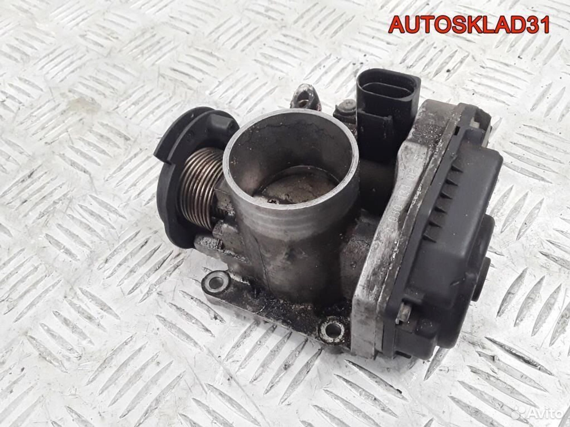 Заслонка дроссельная VW Golf 3 1.4 AEX 030133064D, 3300 рублей, Дубовое