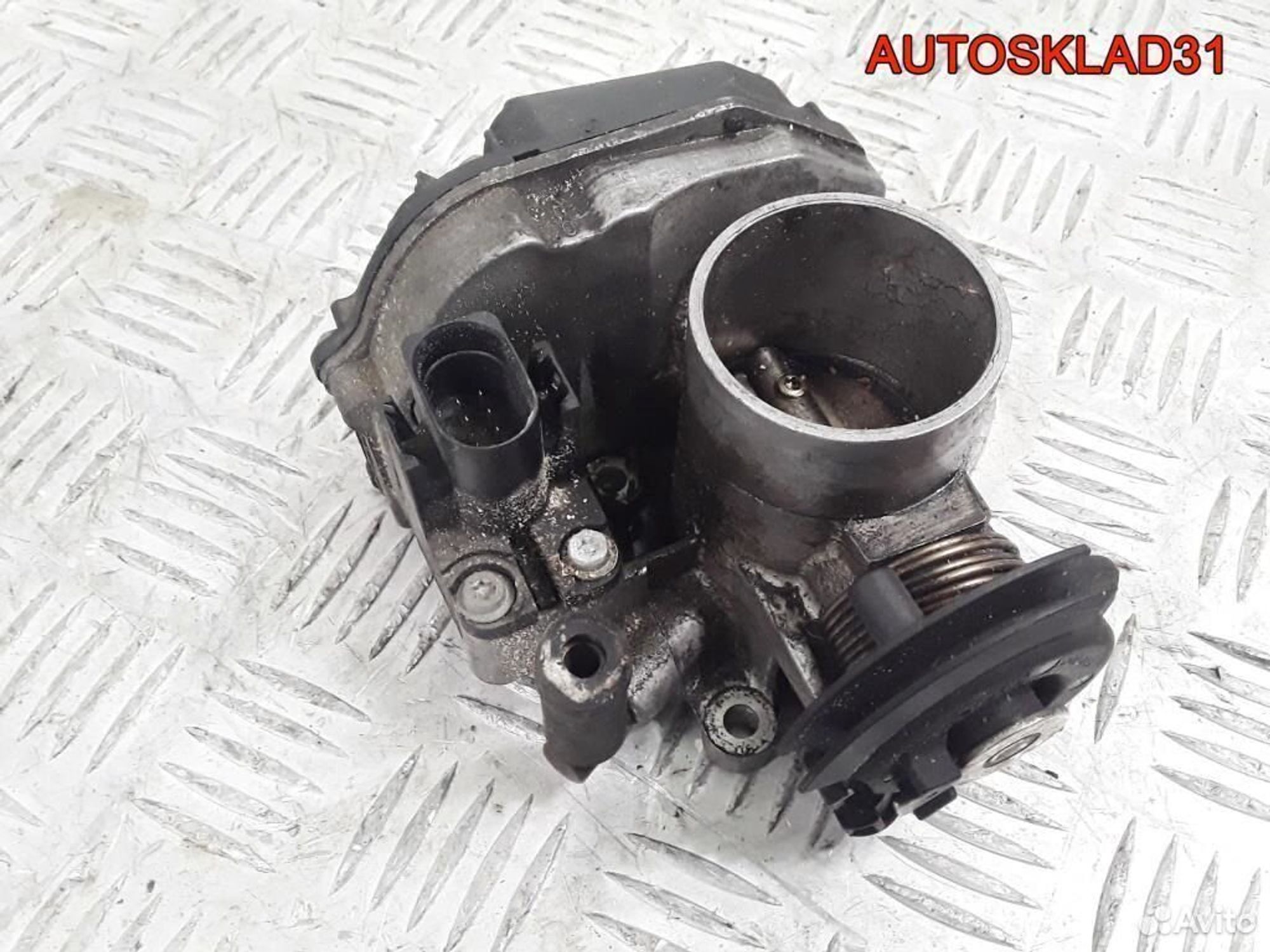Заслонка дроссельная VW Golf 3 1.4 AEX 030133064D, 3300 рублей, Дубовое