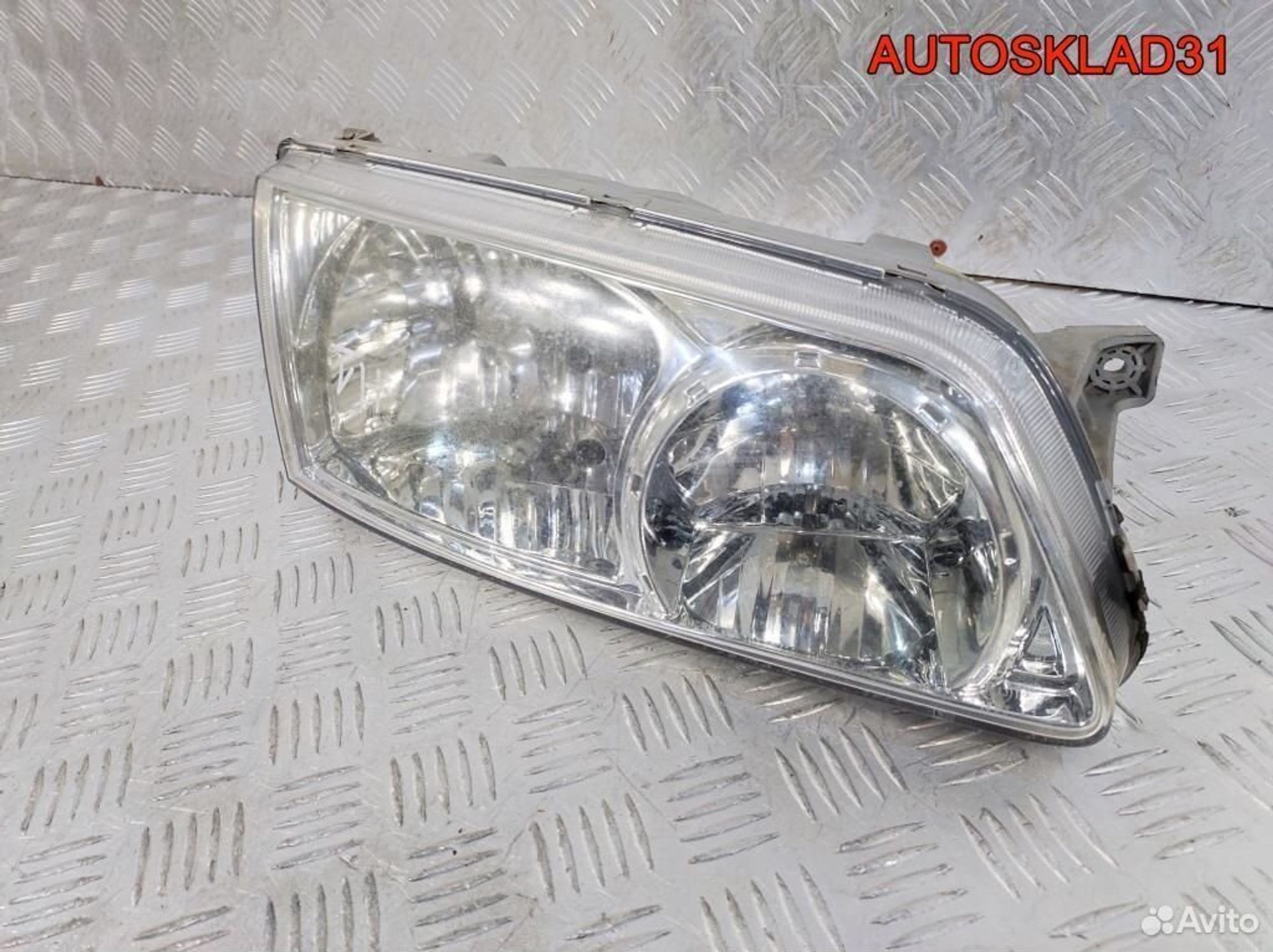 Фара правая Hyundai Starex H1 921024A500, 4100 рублей, Дубовое