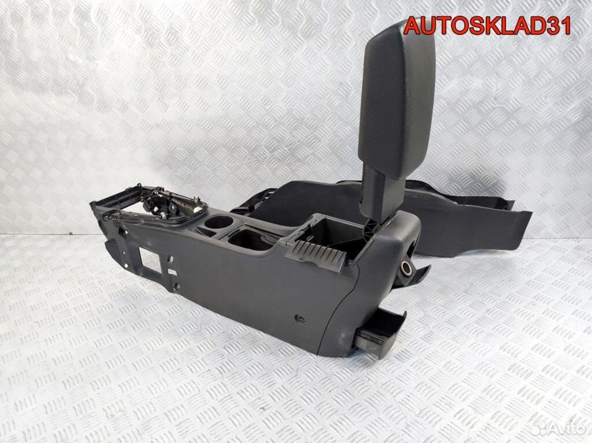 Подлокотник с консолью Opel Astra J 13258342, 5700 рублей, Дубовое