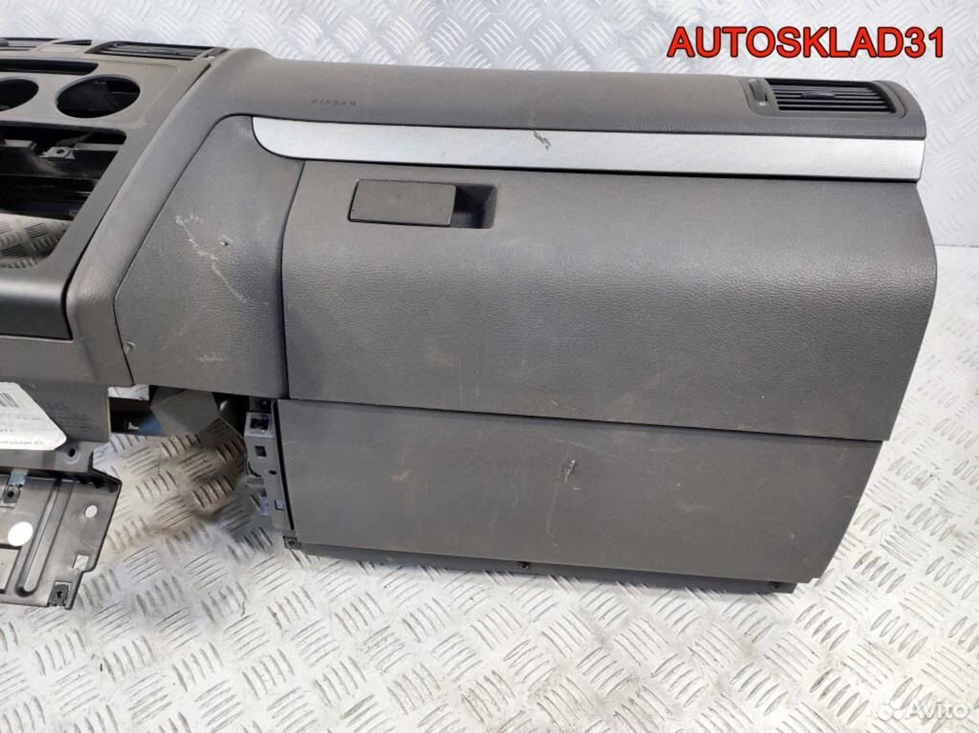 Торпедо Голое Volkswagen Touran 1T1857001, 9000 рублей, Дубовое