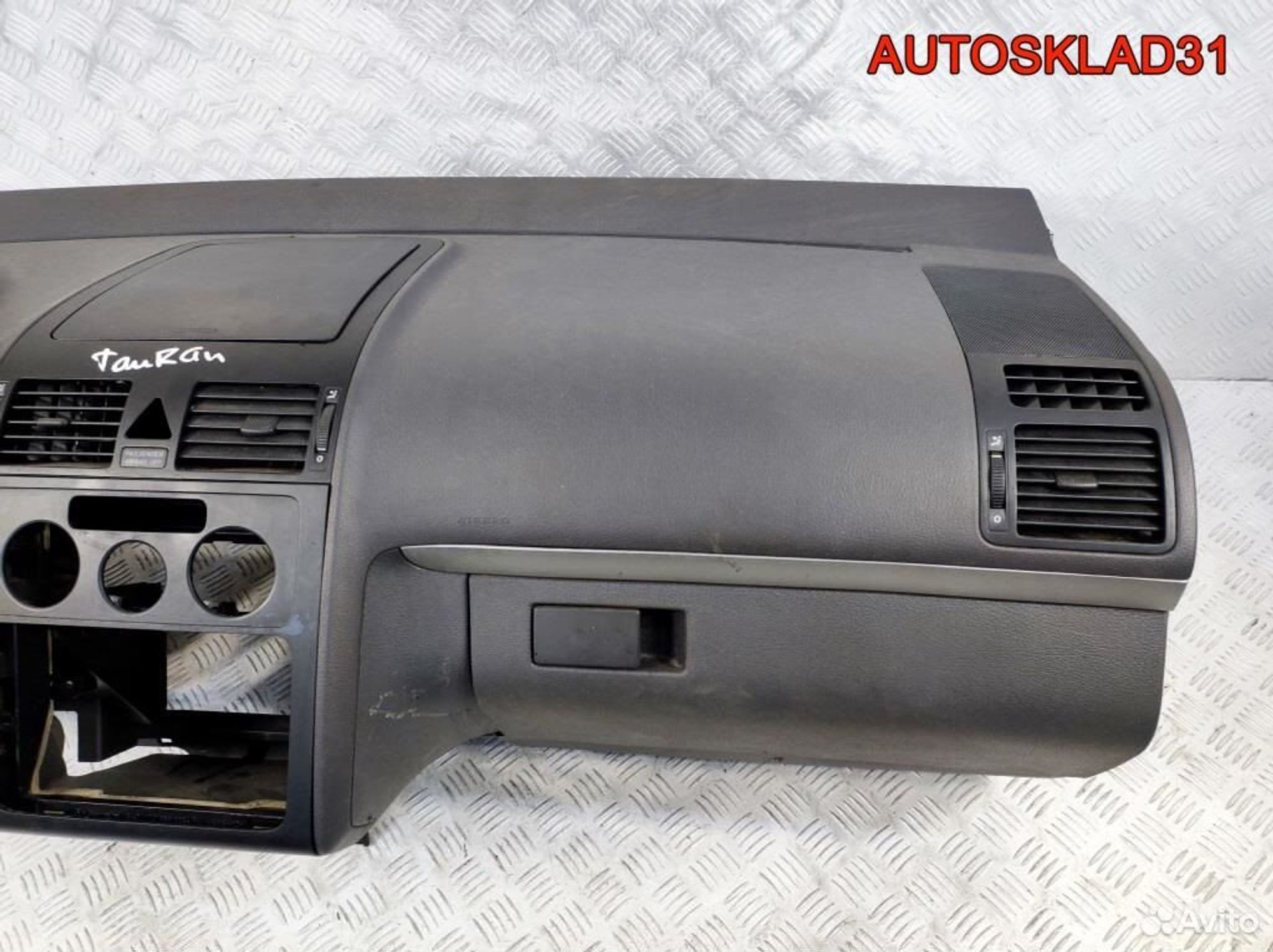 Торпедо Голое Volkswagen Touran 1T1857001, 9000 рублей, Дубовое