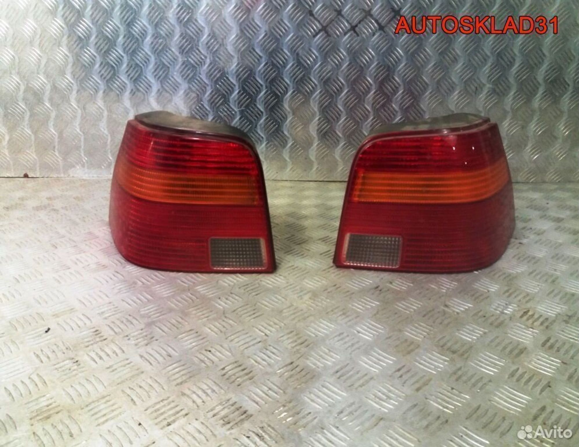 Фонари задние Volkswagen Golf 4 1J6945095R, 3200 рублей, Дубовое