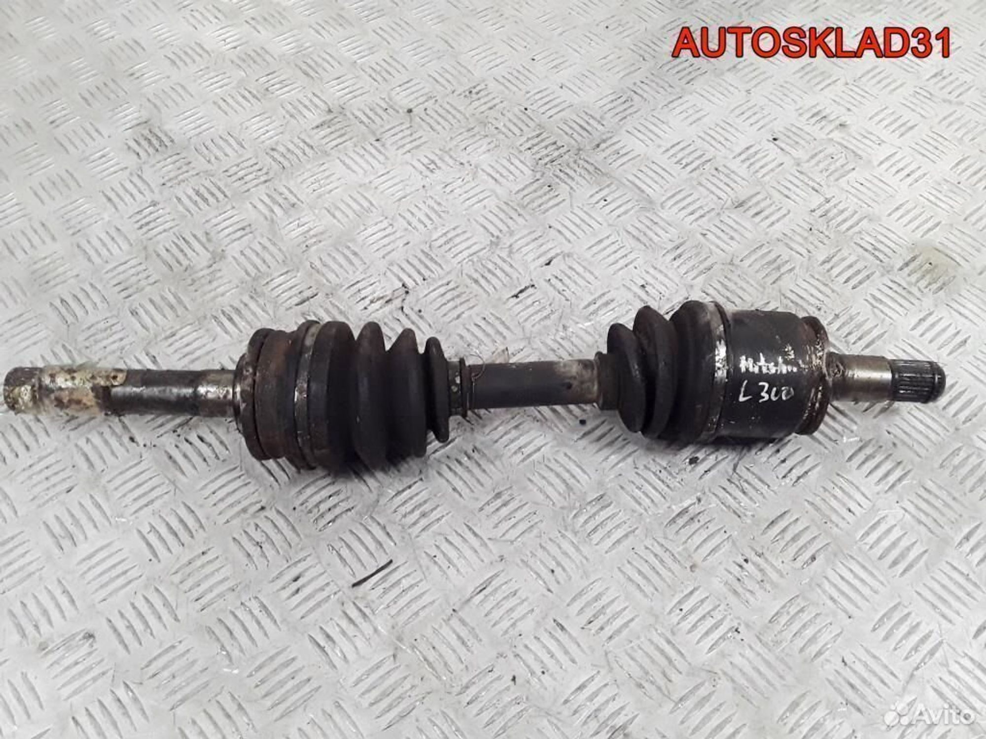 Привод передний левый Mitsubishi L300 2.4TD 4D56, 3600 рублей, Дубовое