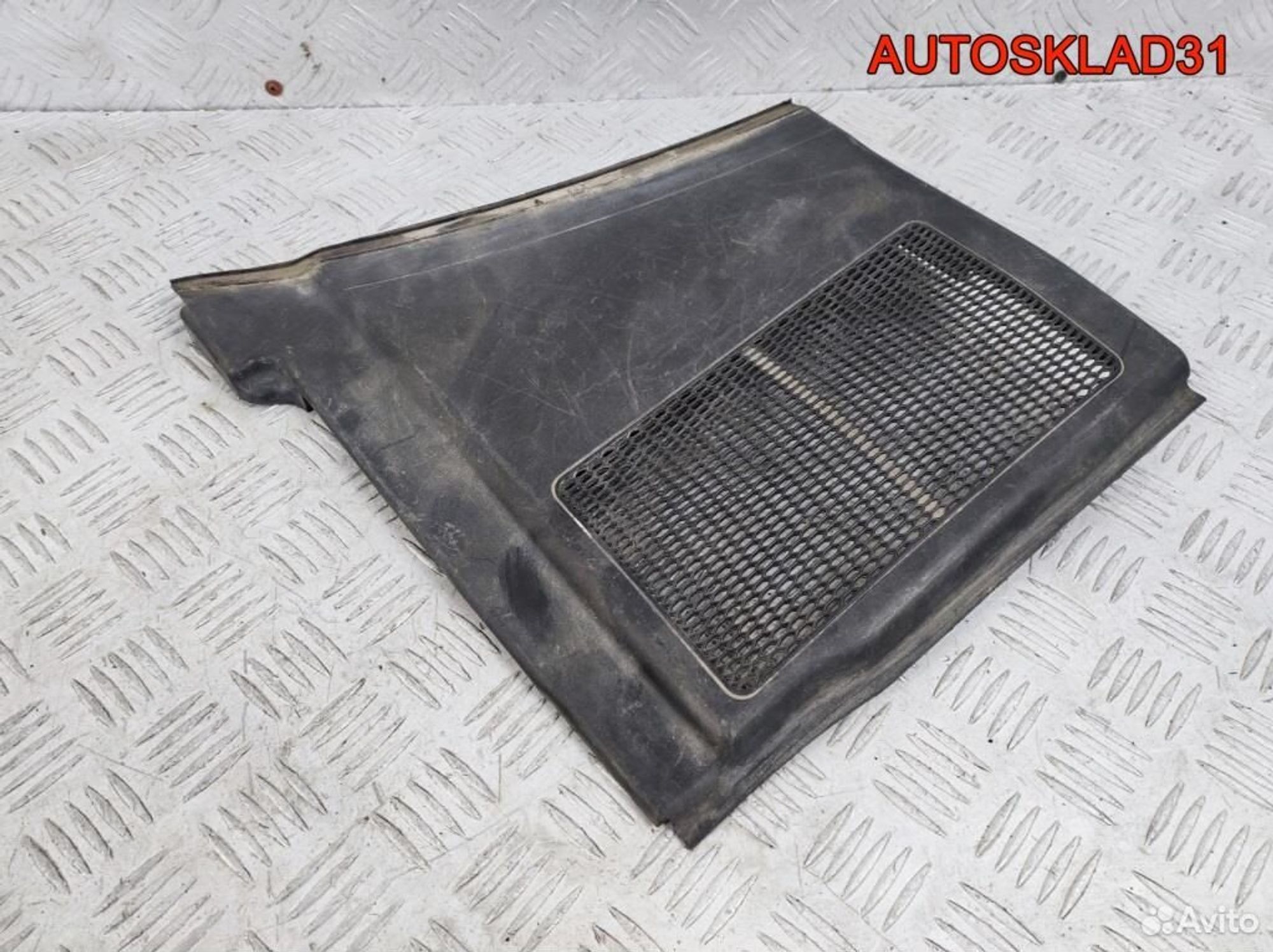 Решетка стеклоочистителя Audi A4 B6 8E1819447A, 900 рублей, Дубовое