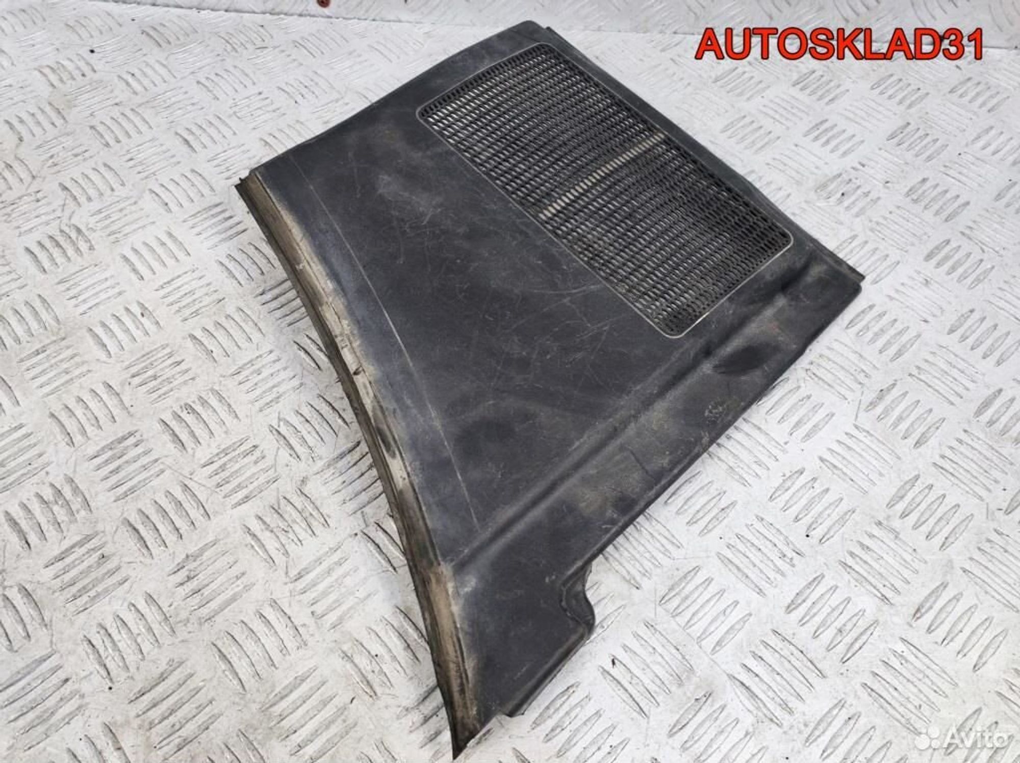 Решетка стеклоочистителя Audi A4 B6 8E1819447A, 900 рублей, Дубовое