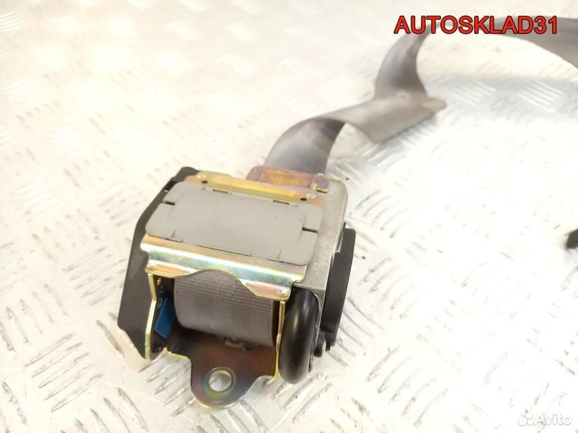 Ремень безопасности задний правый Audi A8 D3, 1100 рублей, Дубовое