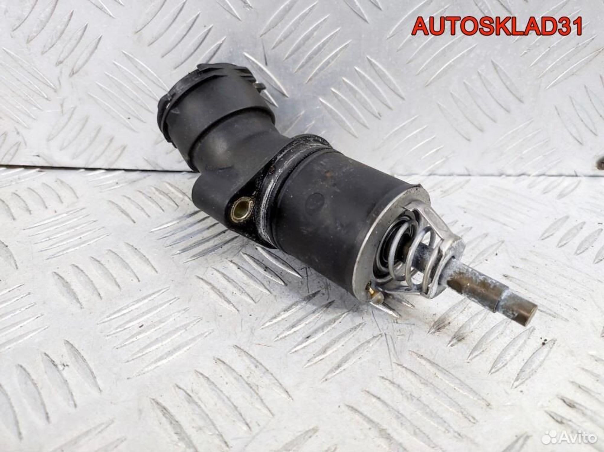 Корпус термостата Mercedes Benz W203 A2712001256, 1700 рублей, Дубовое