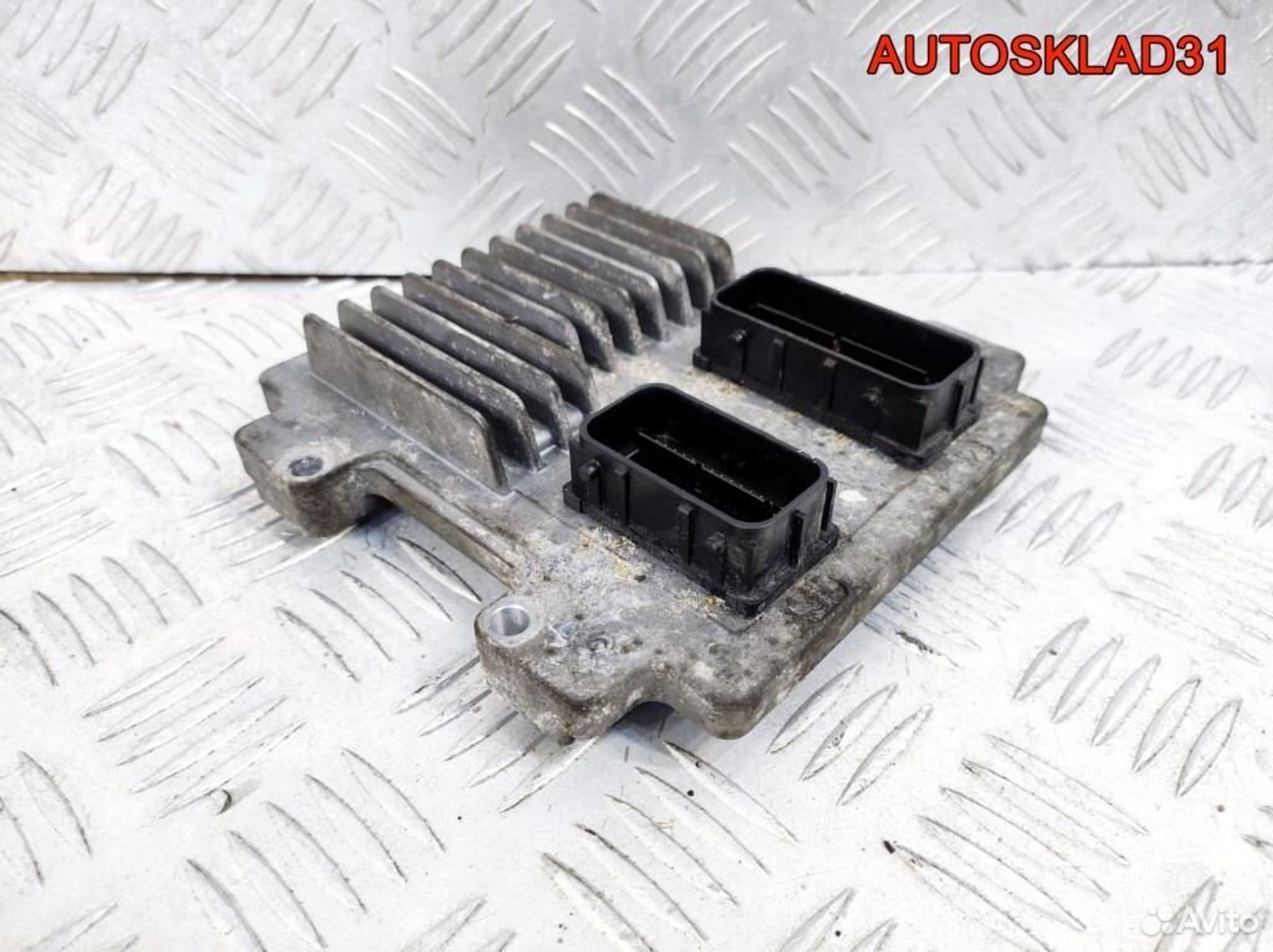 Блок эбу Opel Astra J A16XER 12639891 Бензин, 4100 рублей, Дубовое