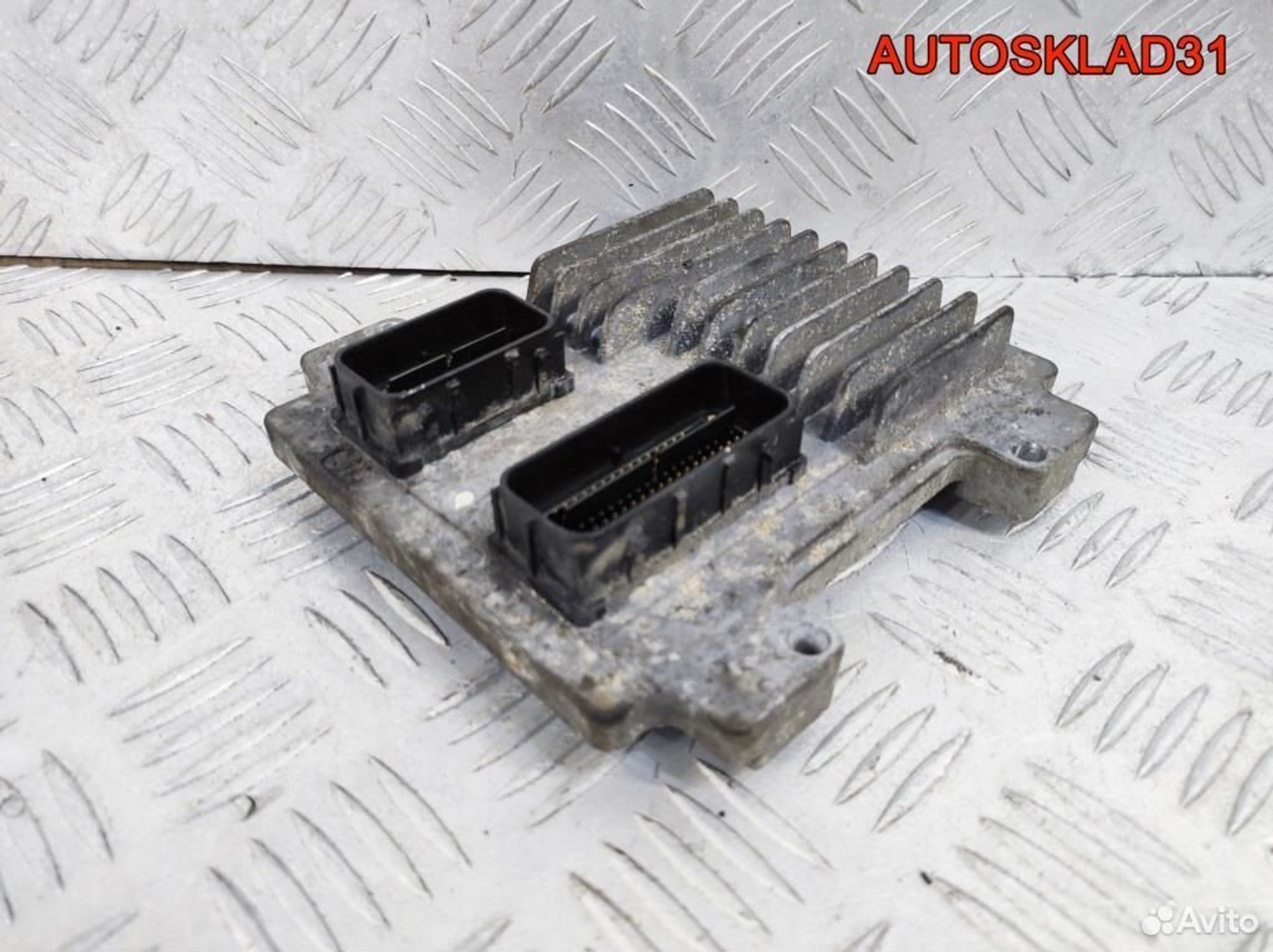 Блок эбу Opel Astra J A16XER 12639891 Бензин, 4100 рублей, Дубовое