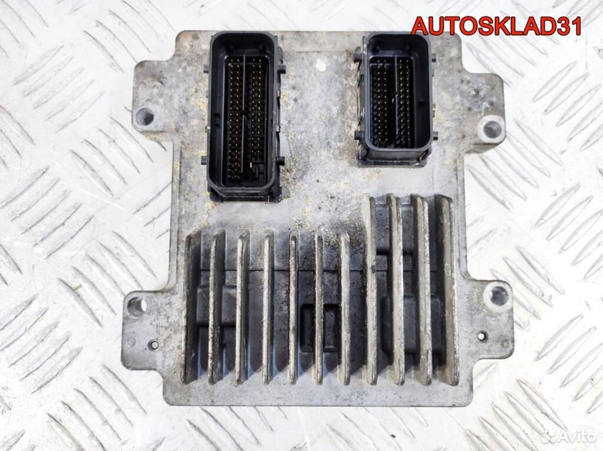 Блок эбу Opel Astra J A16XER 12639891 Бензин, 4100 рублей, Дубовое