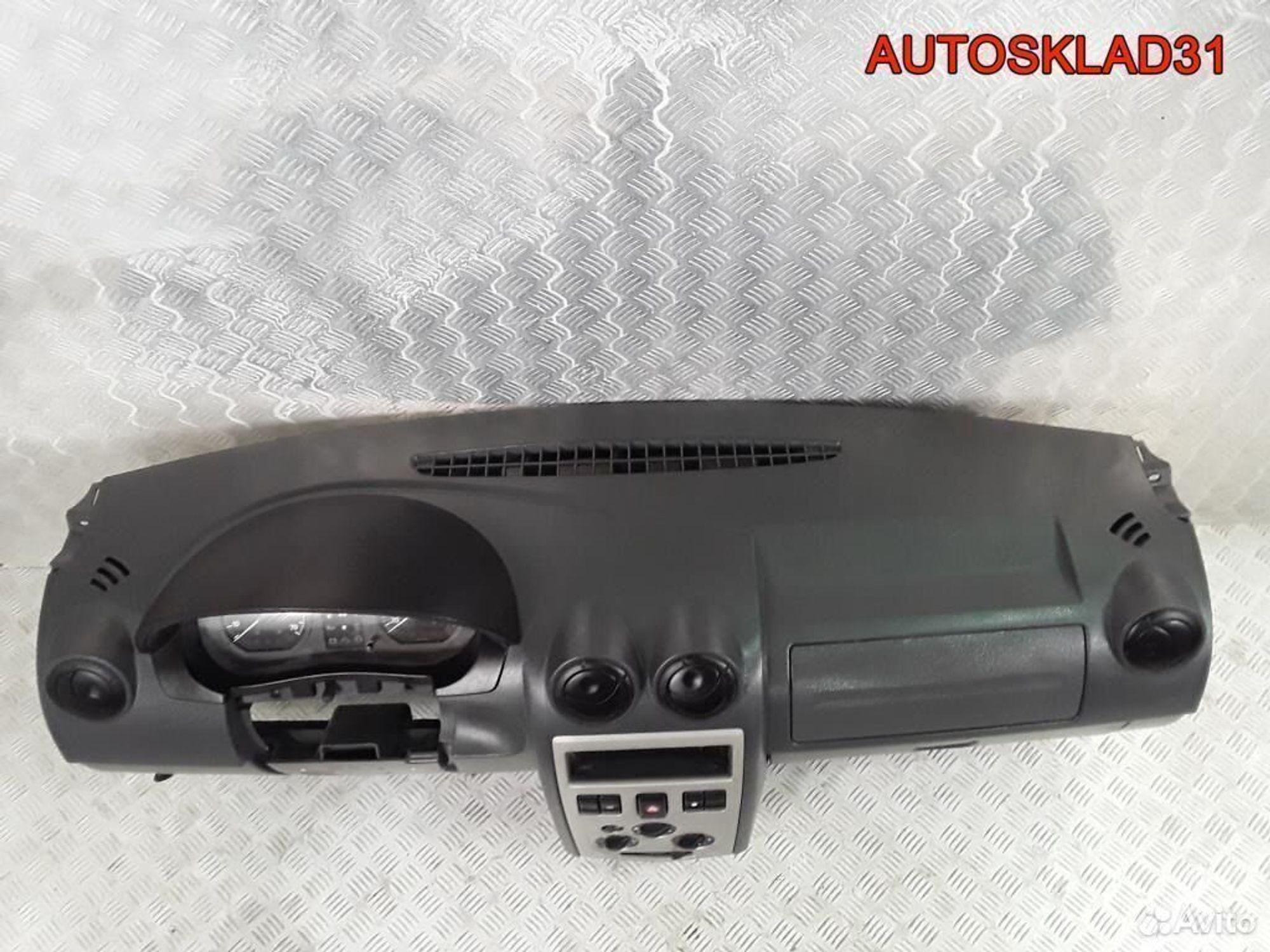 Торпедо Renaul Logan 2005-2014 8200213822, 5200 рублей, Дубовое