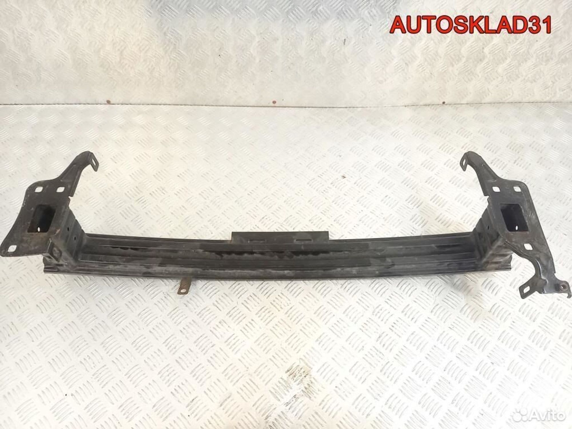 Усилитель переднего бампера Skoda Fabia 6V0807109B, 4500 рублей, Дубовое