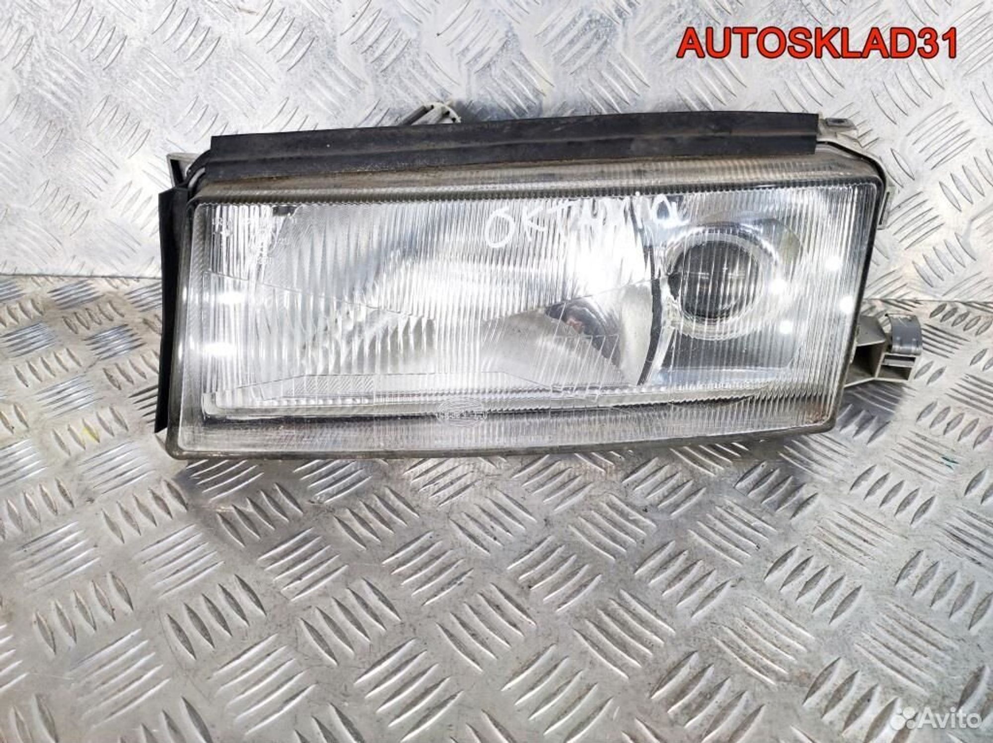Фара левая Skoda Octavia A4 24608500, 5000 рублей, Дубовое