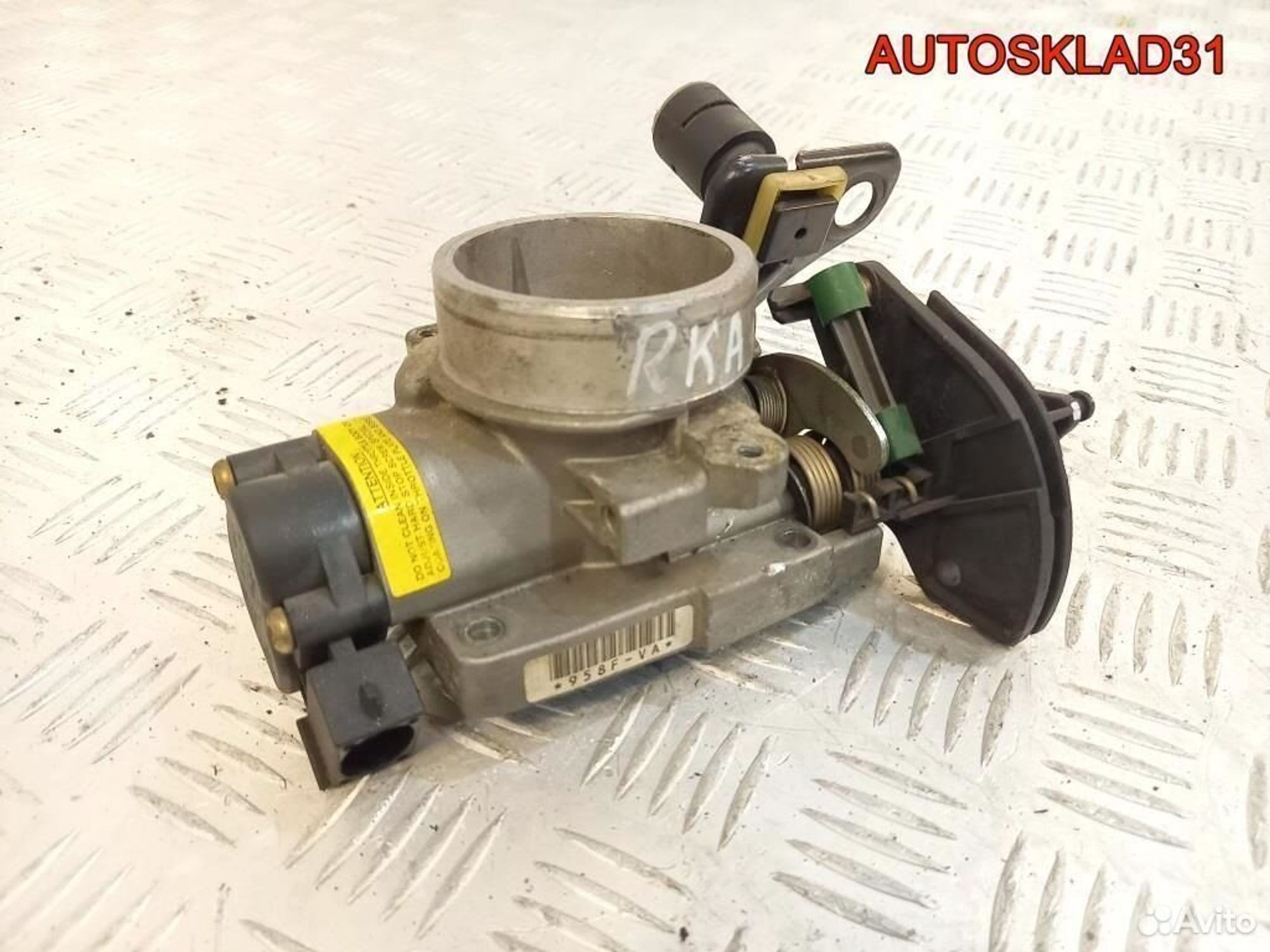 Заслонка дроссельная Ford Mondeo 1 1.8 RKA 958F-VA, 2500 рублей, Дубовое