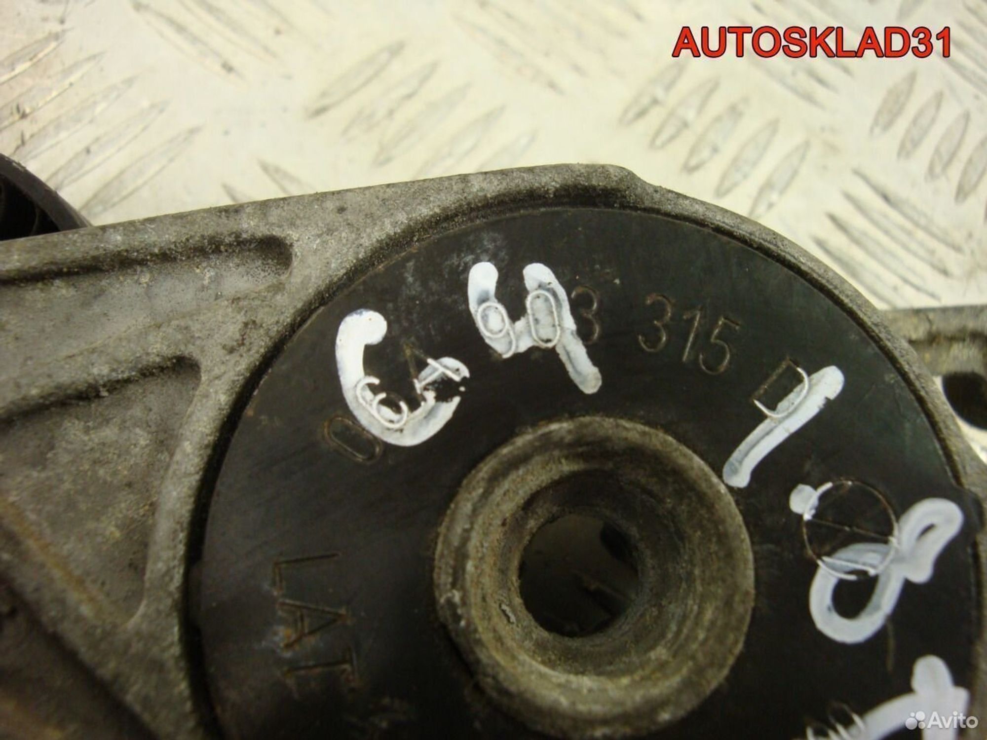 Натяжитель ремня Volkswagen Golf 4 06а903315d, 500 рублей, Дубовое