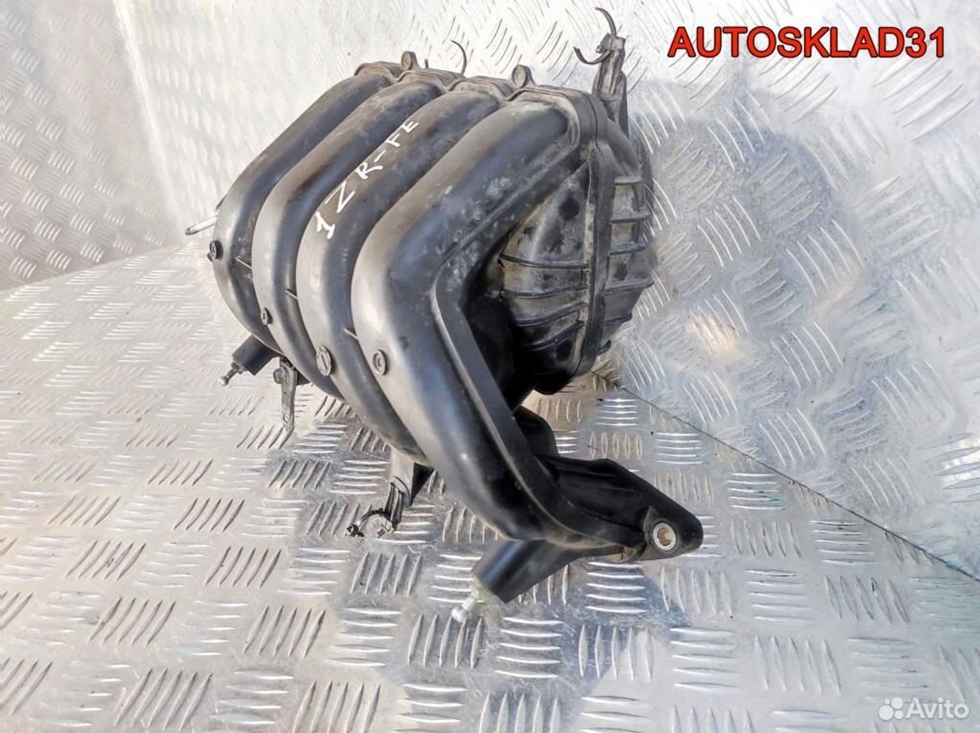 Коллектор впускной Toyota Corolla E150 1.6 1ZR-FE, 4100 рублей, Дубовое