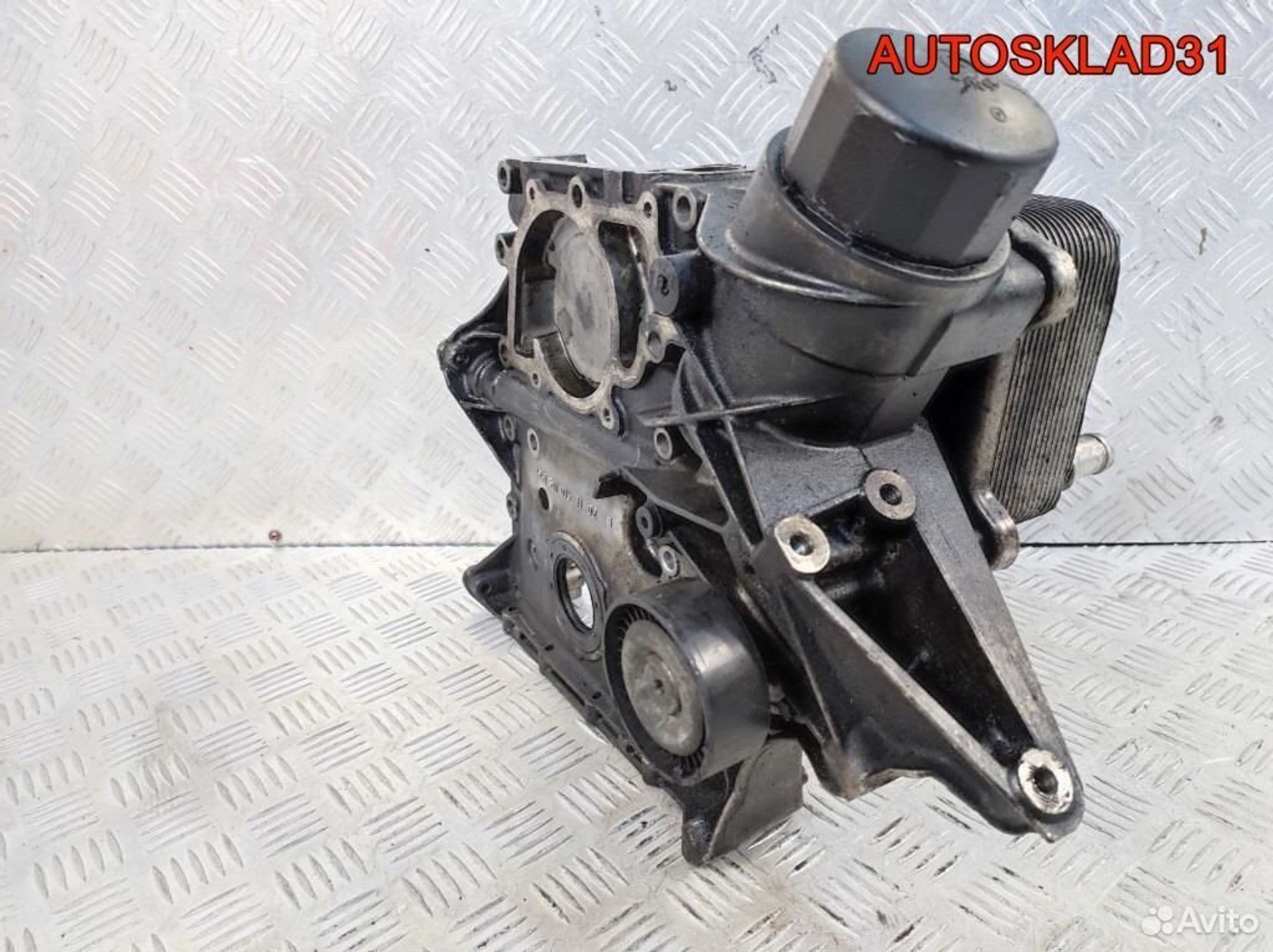 Крышка двигателя передняя Mercedes W203 6110151102, 1700 рублей, Дубовое