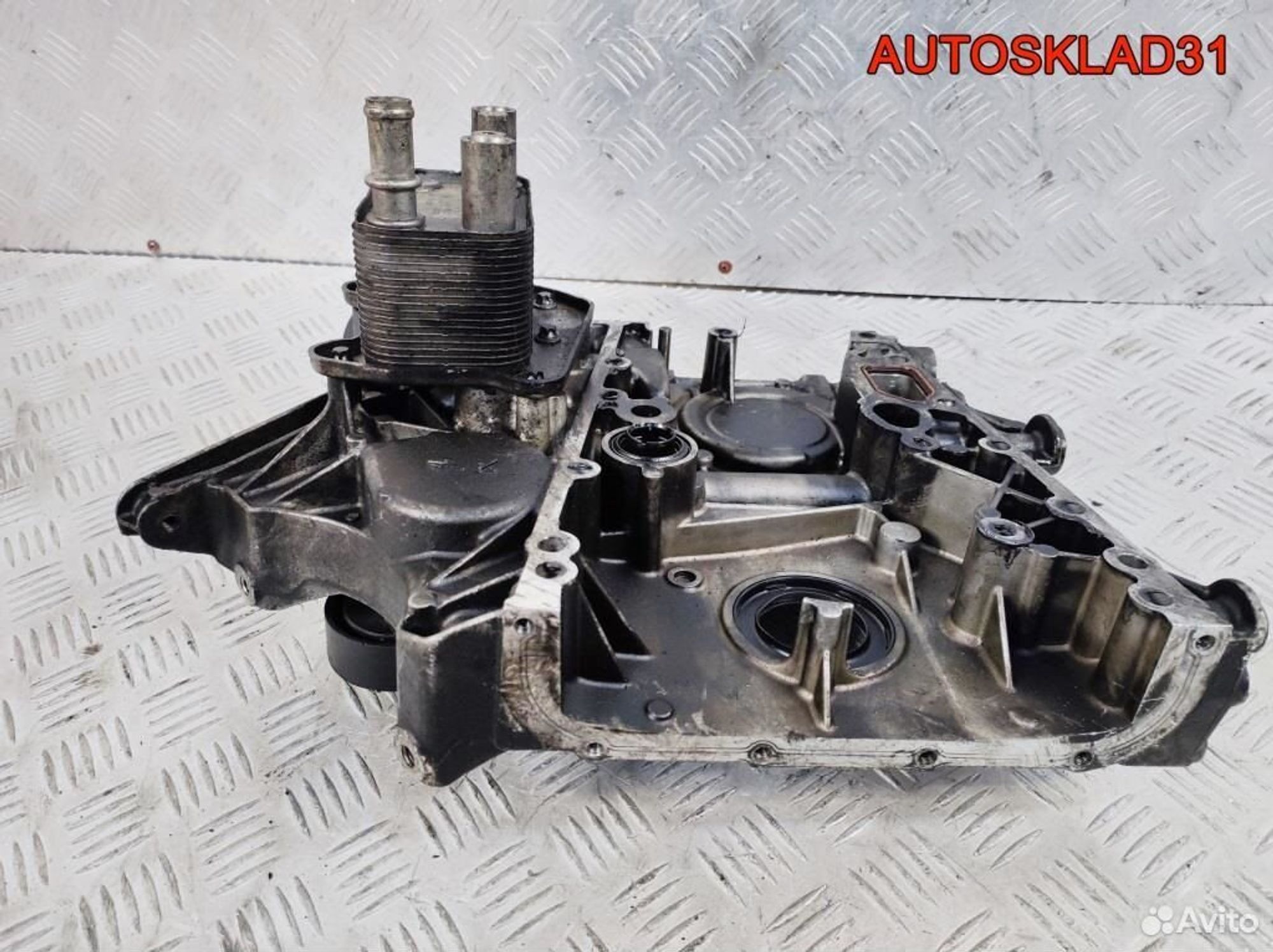 Крышка двигателя передняя Mercedes W203 6110151102, 1700 рублей, Дубовое