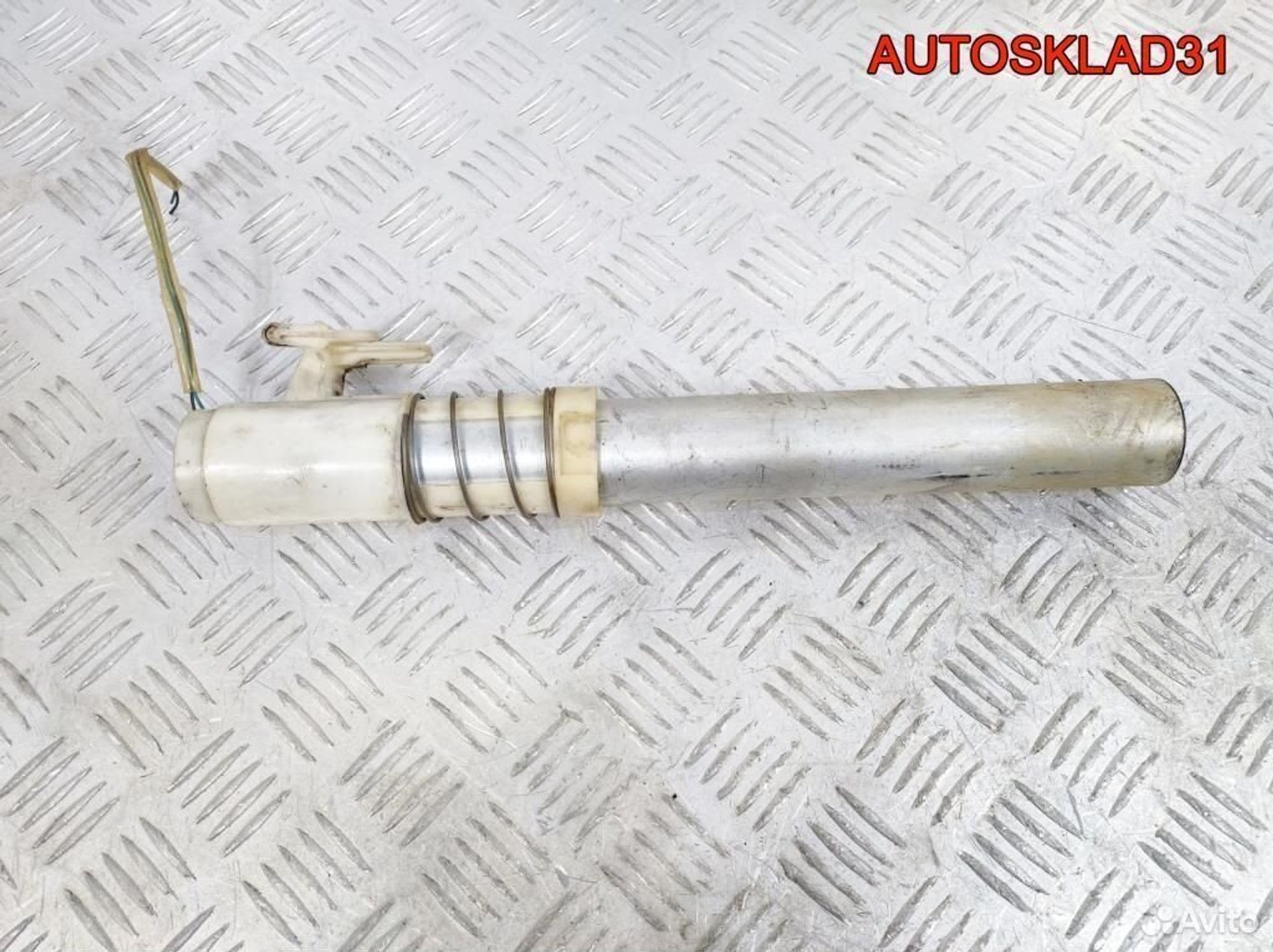 Датчик уровня топлива правый Audi A8 D3 3D0919673M, 1100 рублей, Дубовое