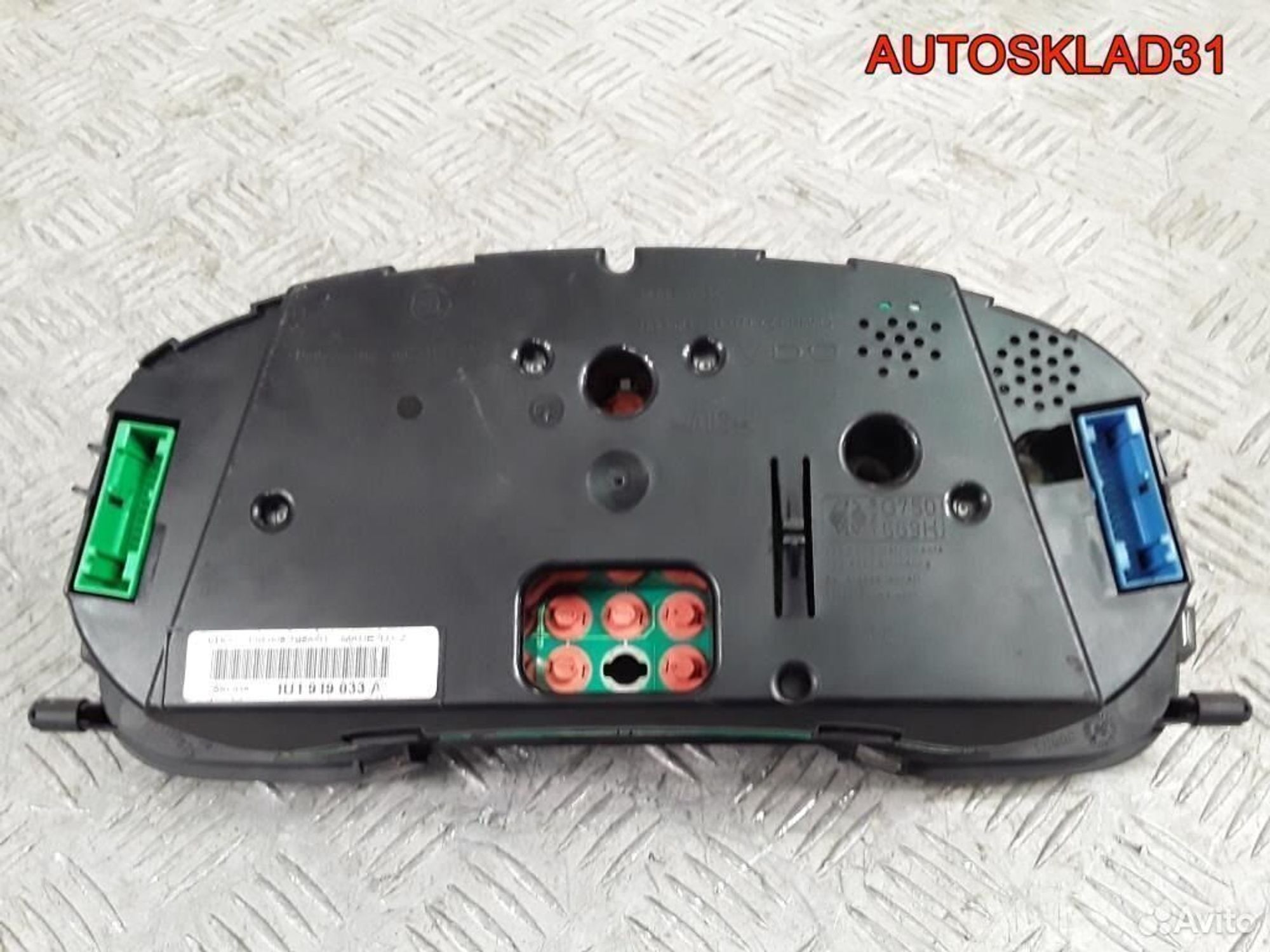 Панель приборов Skoda Octavia 1U1919033A Бензин, 7300 рублей, Дубовое