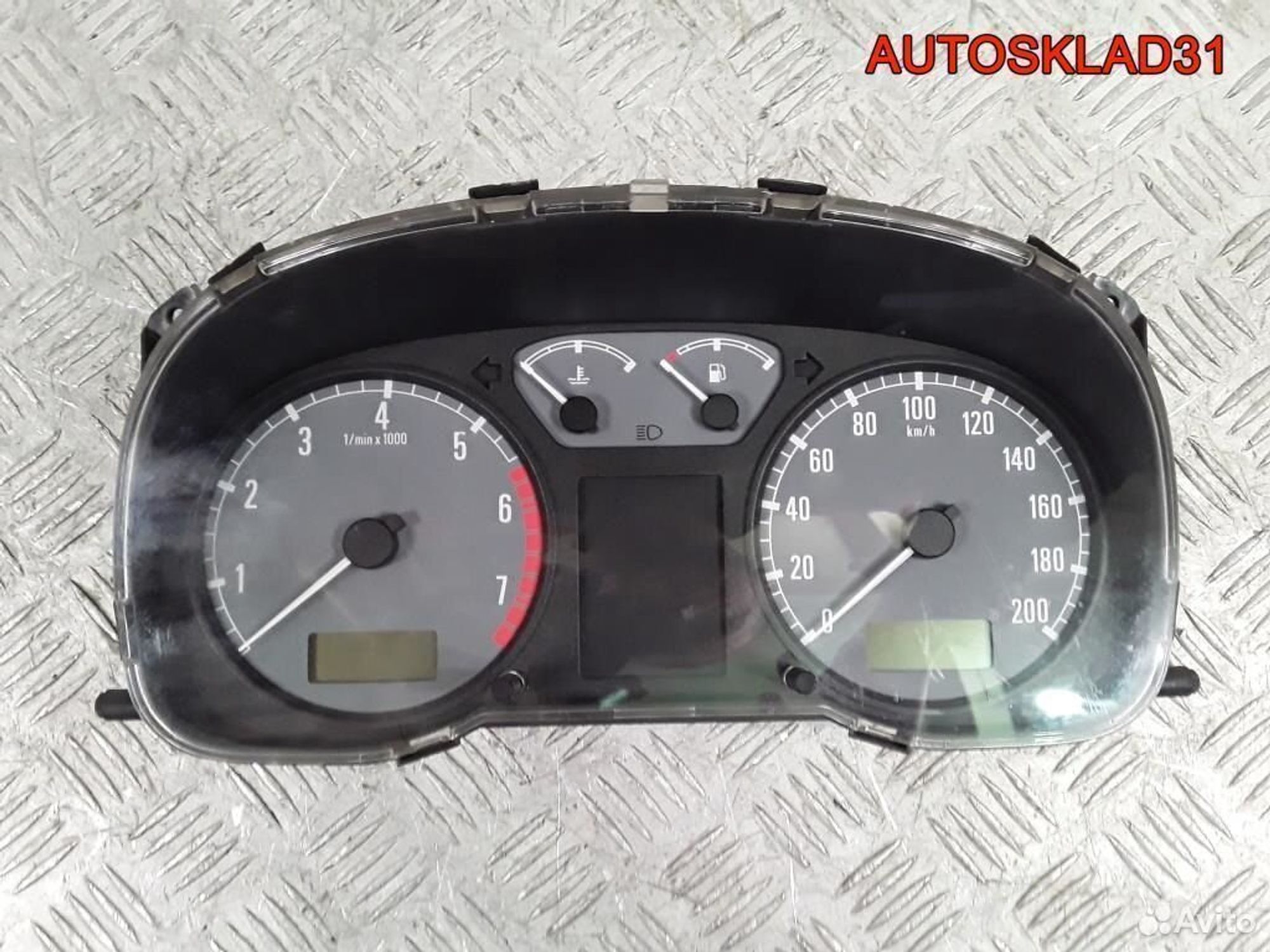 Панель приборов Skoda Octavia 1U1919033A Бензин, 7300 рублей, Дубовое