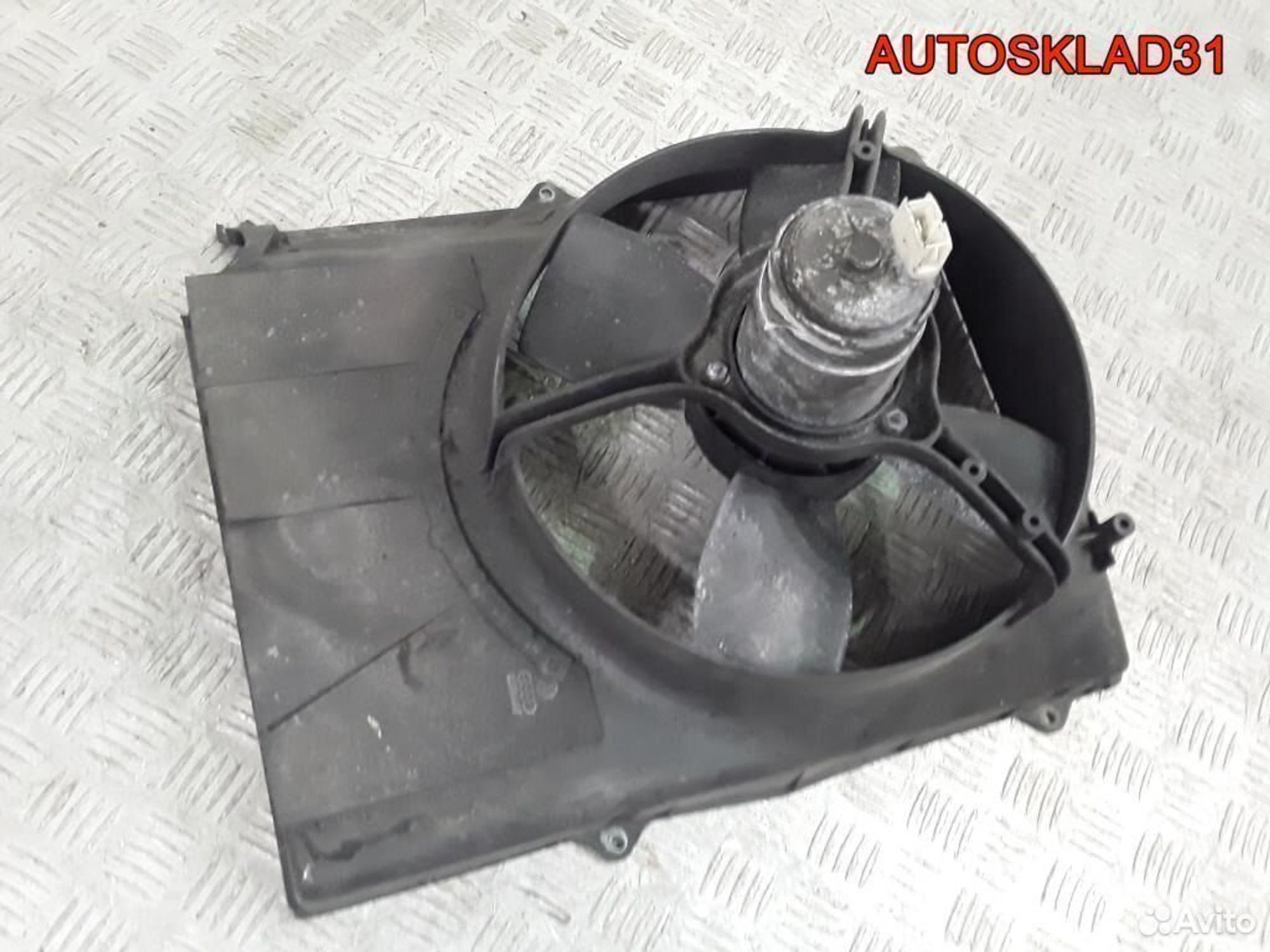 Диффузор с вентилятором Audi 80 B4 893121207A, 2900 рублей, Дубовое