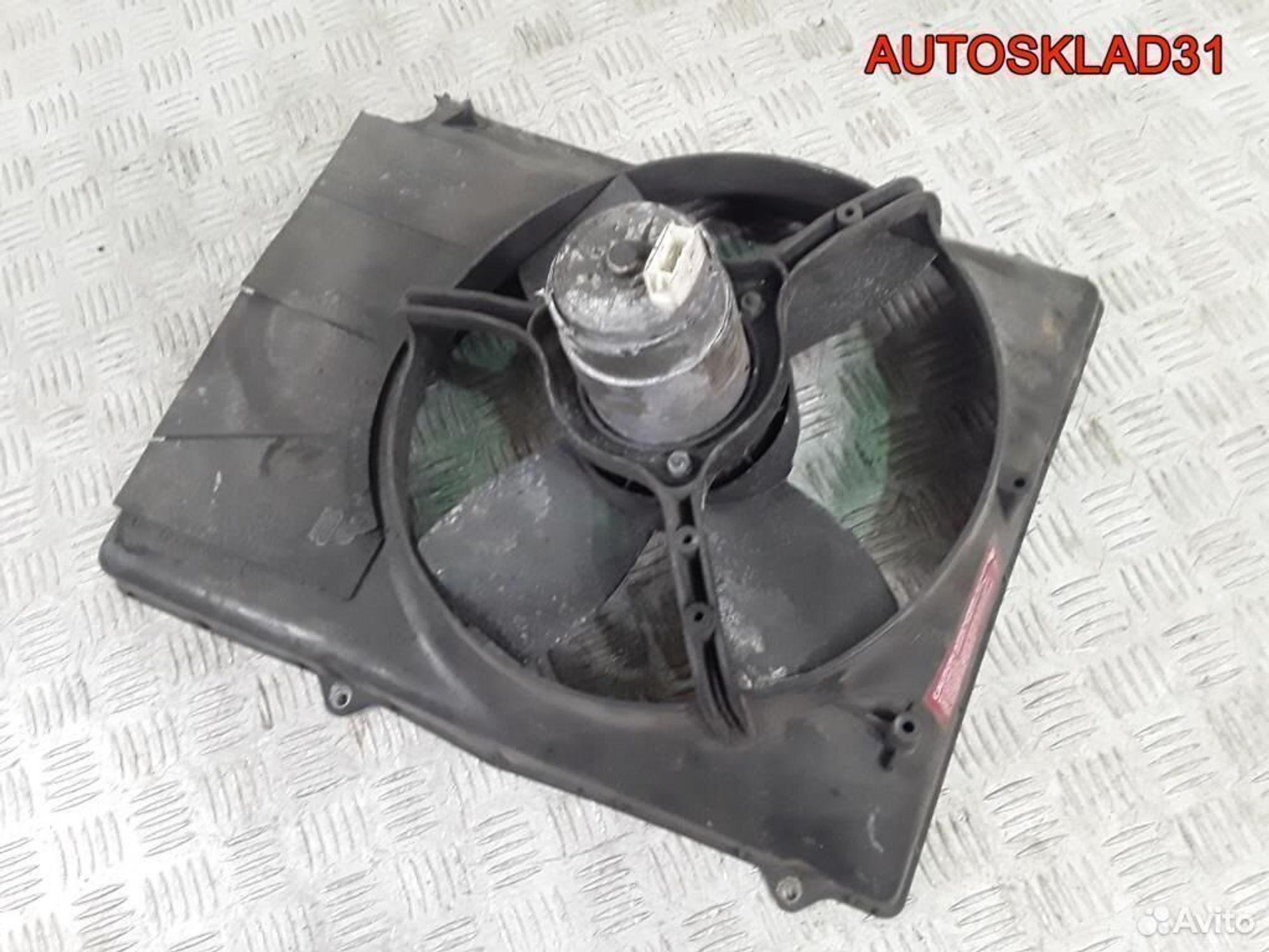 Диффузор с вентилятором Audi 80 B4 893121207A, 2900 рублей, Дубовое