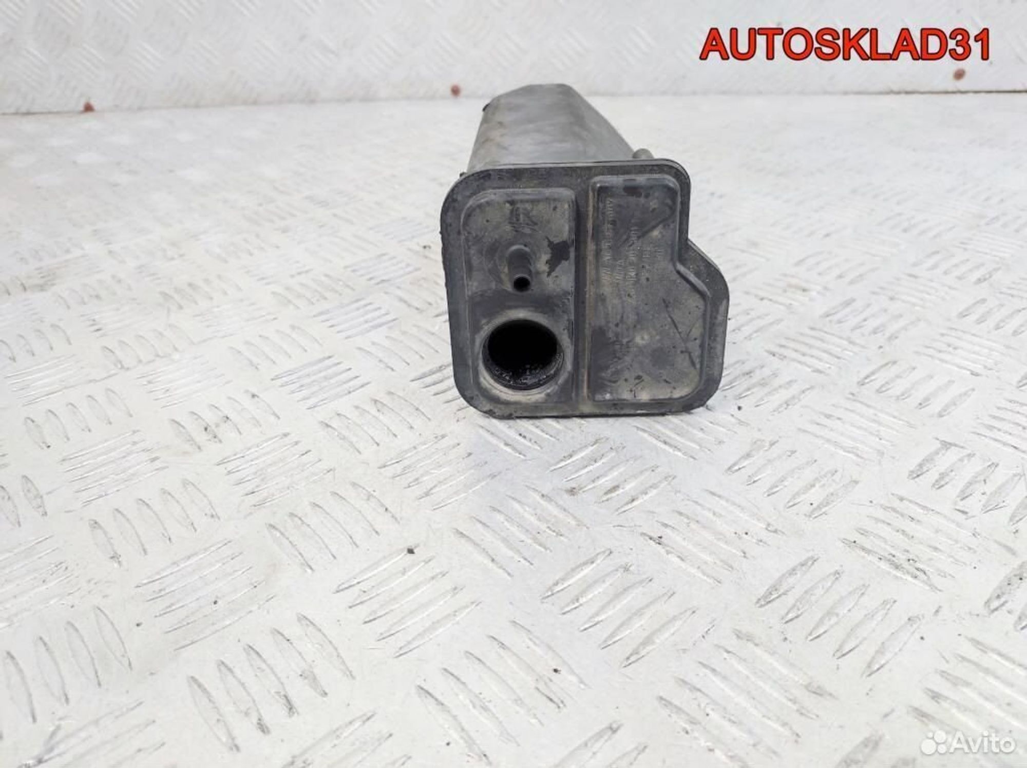 Абсорбер Volkswagen Golf 5 1K0201801D, 1100 рублей, Дубовое