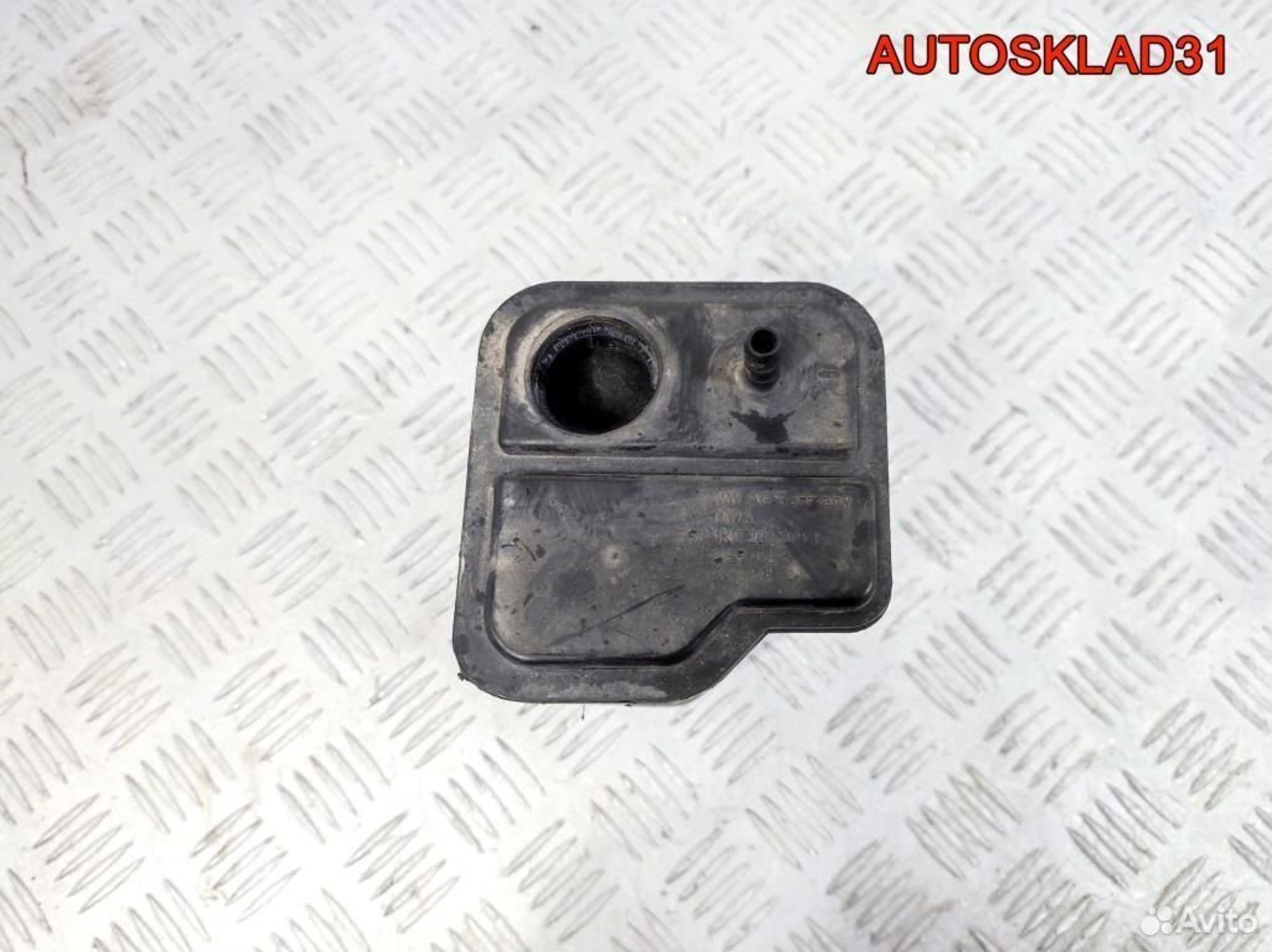 Абсорбер Volkswagen Golf 5 1K0201801D, 1100 рублей, Дубовое