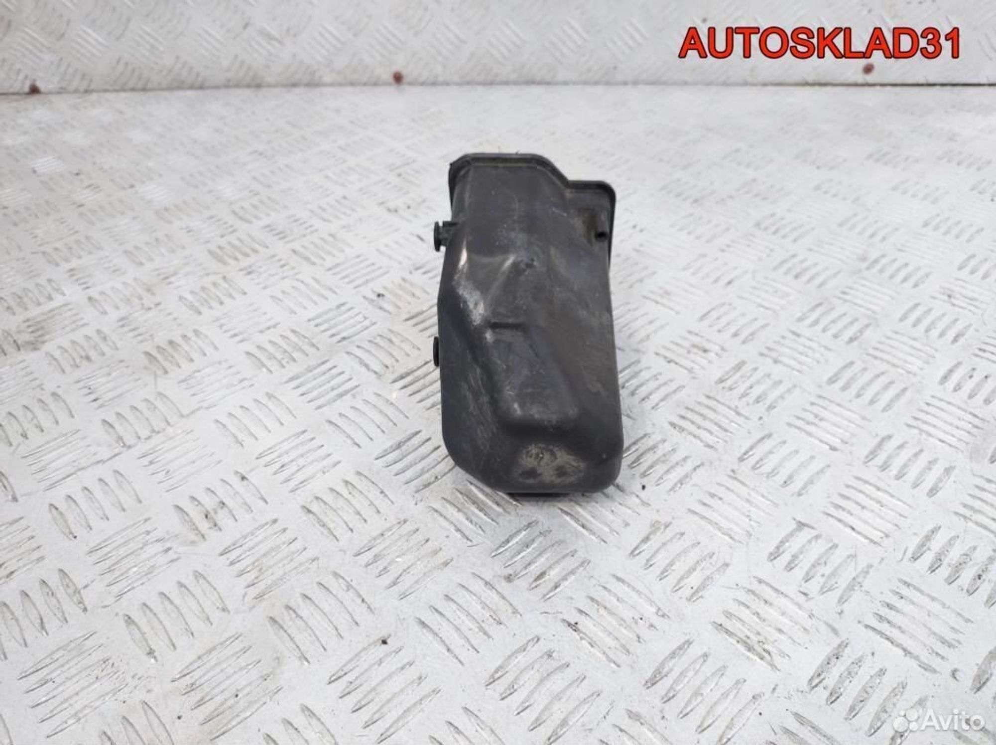 Абсорбер Volkswagen Golf 5 1K0201801D, 1100 рублей, Дубовое