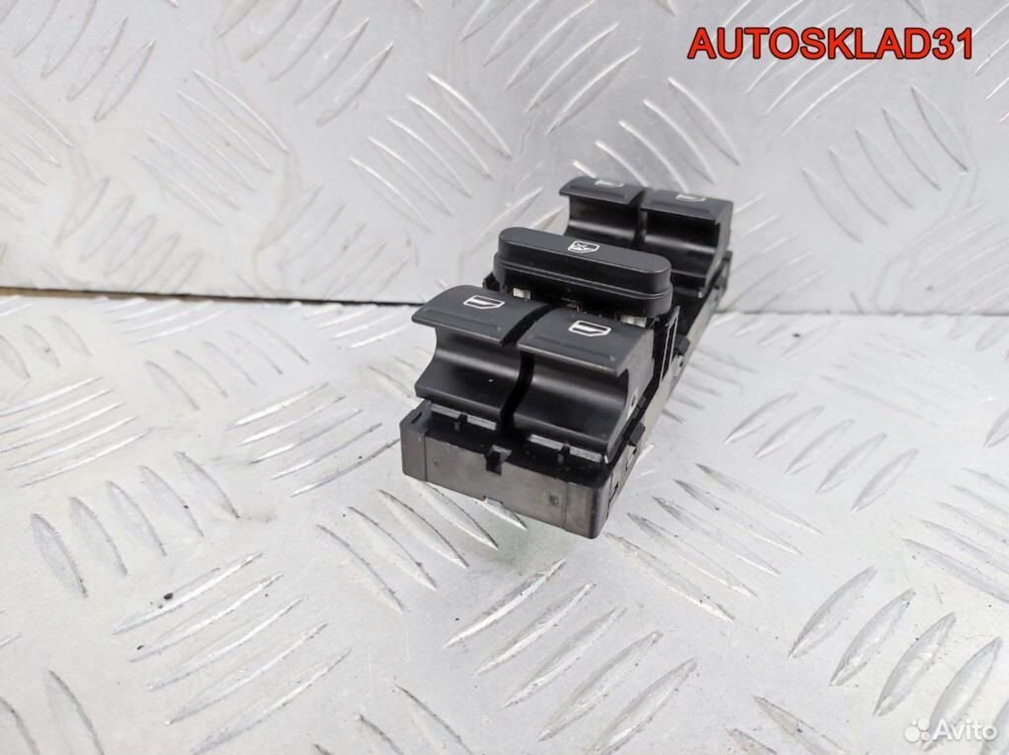 Блок управления стеклоподъемниками VW Golf 5, 1700 рублей, Дубовое