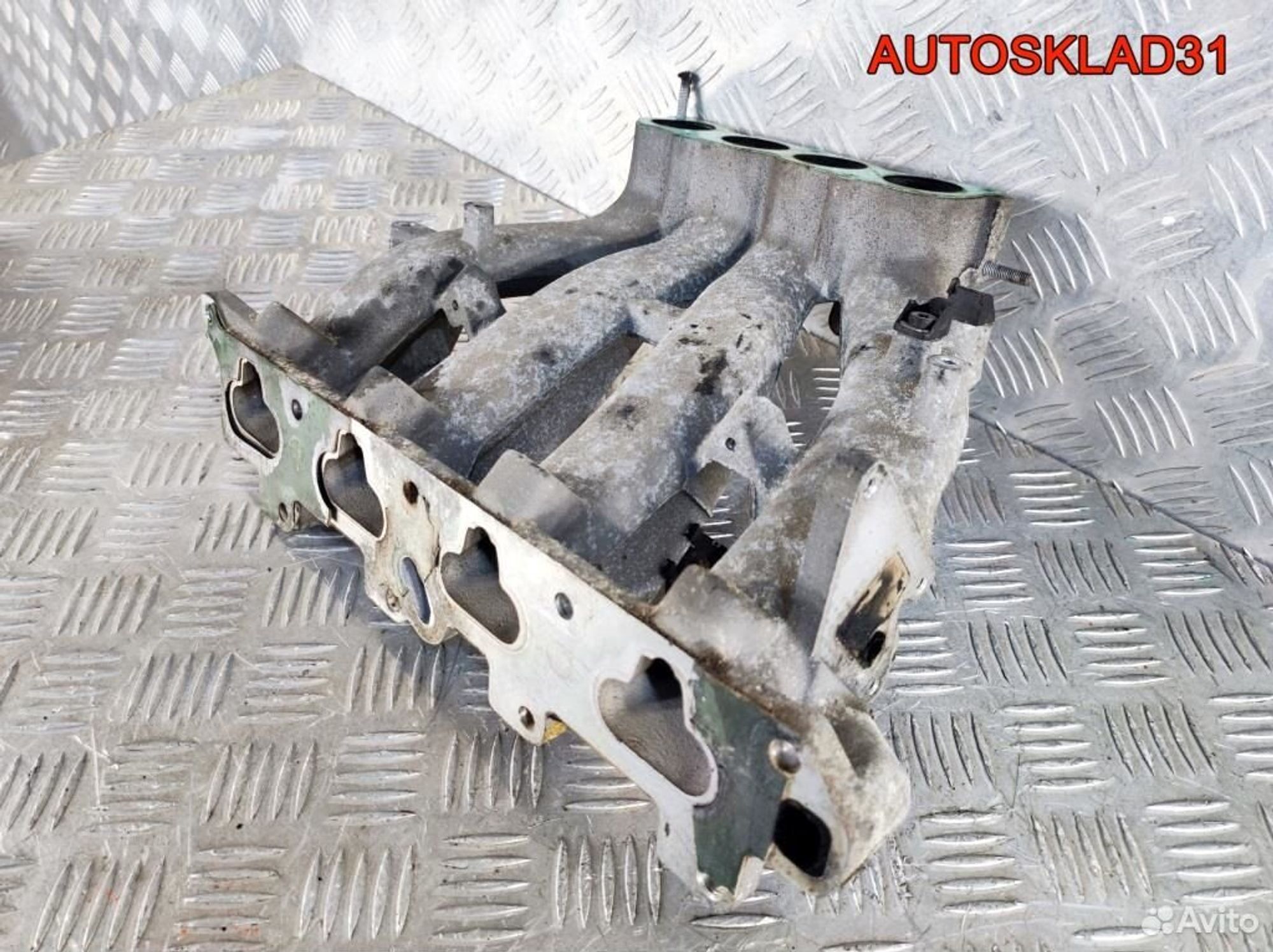 Коллектор впускной X16XEL Opel Vectra B 90528260, 1700 рублей, Дубовое