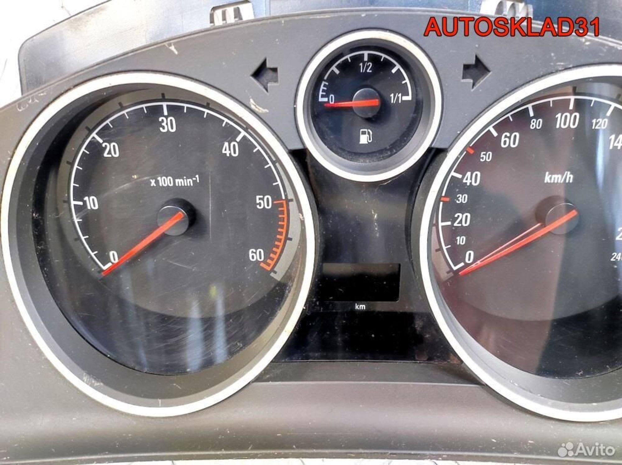 Панель приборов Opel Astra H 13216684 Дизель, 2900 рублей, Дубовое