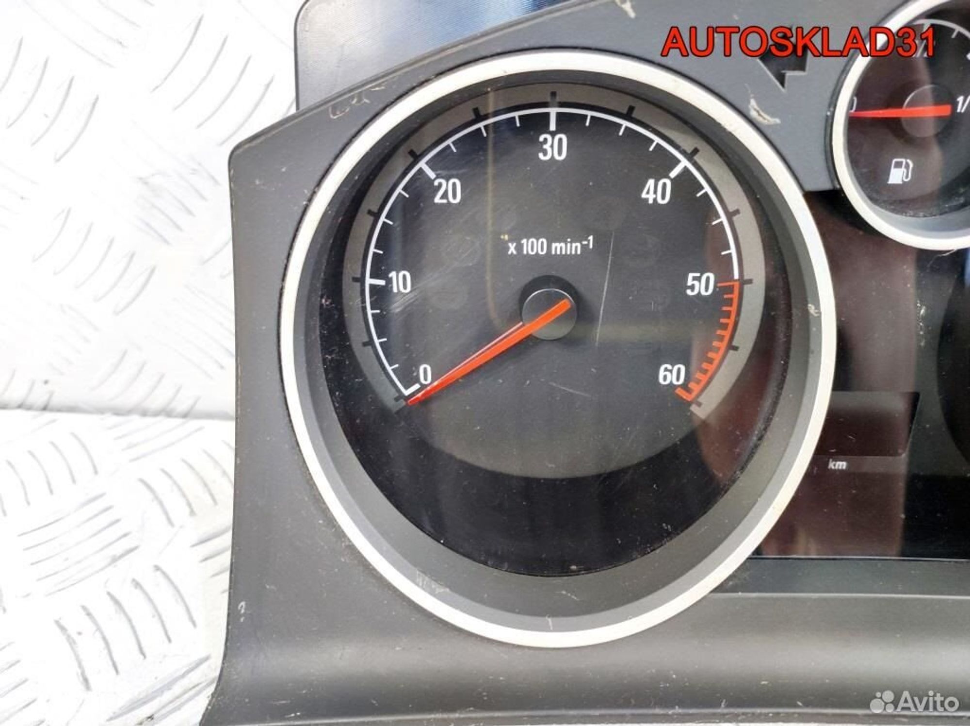 Панель приборов Opel Astra H 13216684 Дизель, 2900 рублей, Дубовое