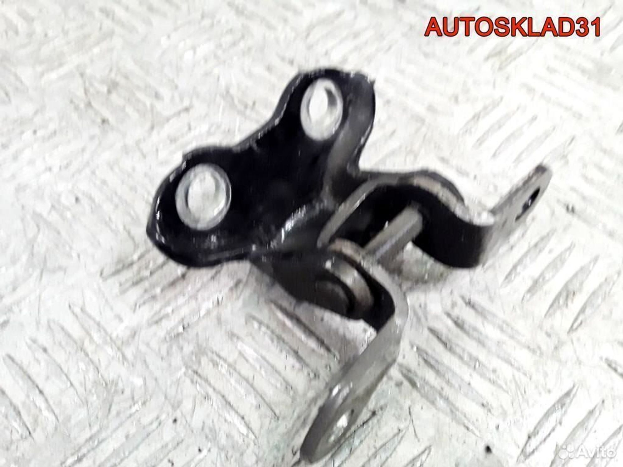 Петля двери передней правой Toyota Corolla Verso, 600 рублей, Дубовое