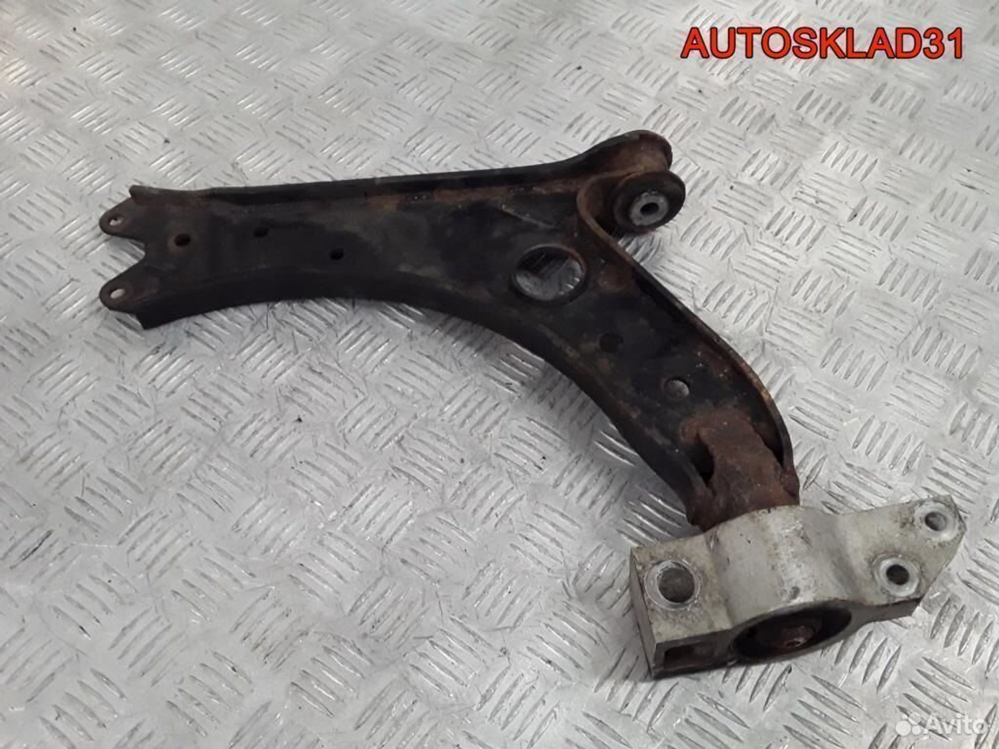 Рычаг передний правый Volkswagen Golf 5 1K0407190E, 1700 рублей, Дубовое