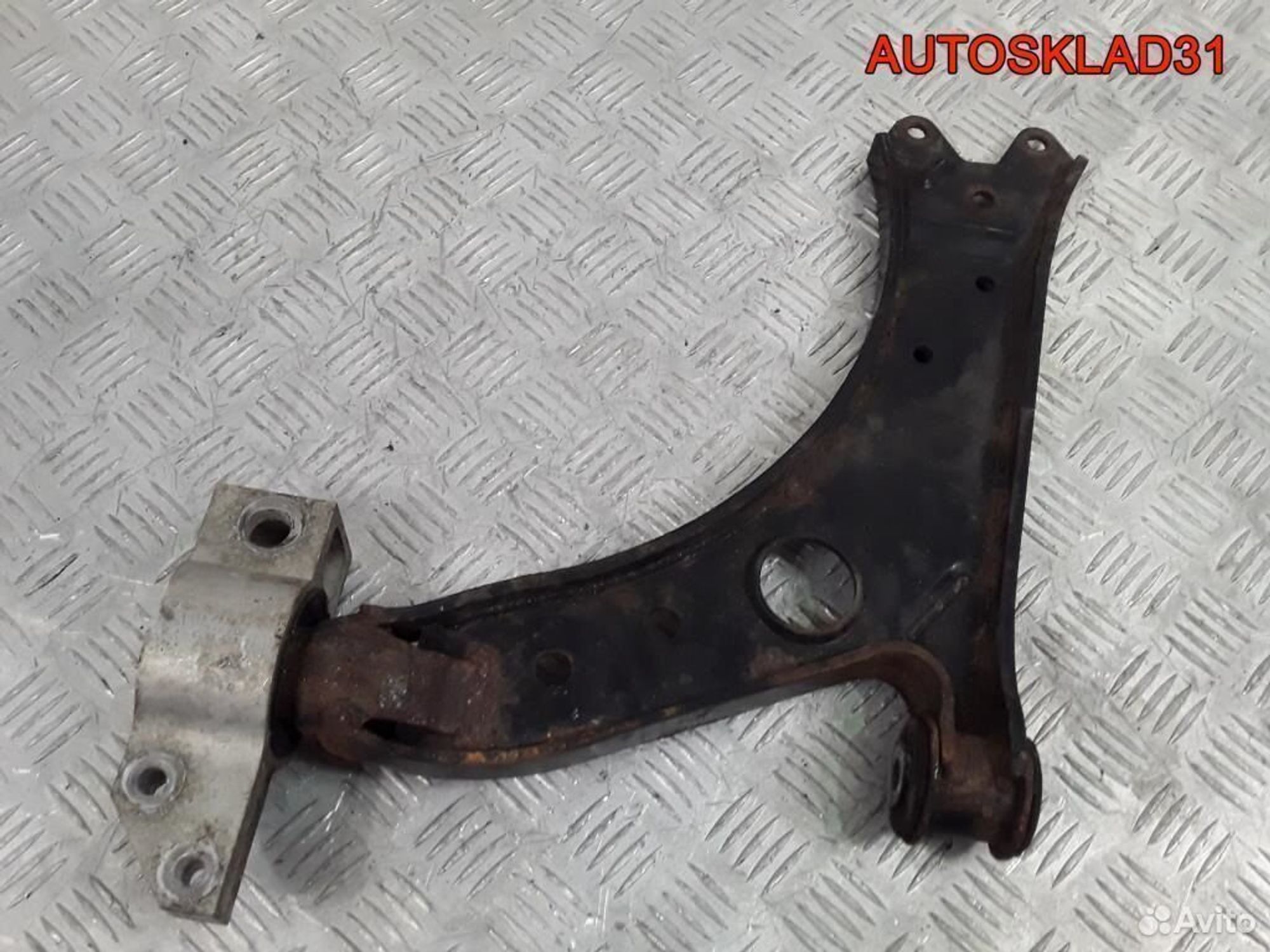 Рычаг передний правый Volkswagen Golf 5 1K0407190E, 1700 рублей, Дубовое