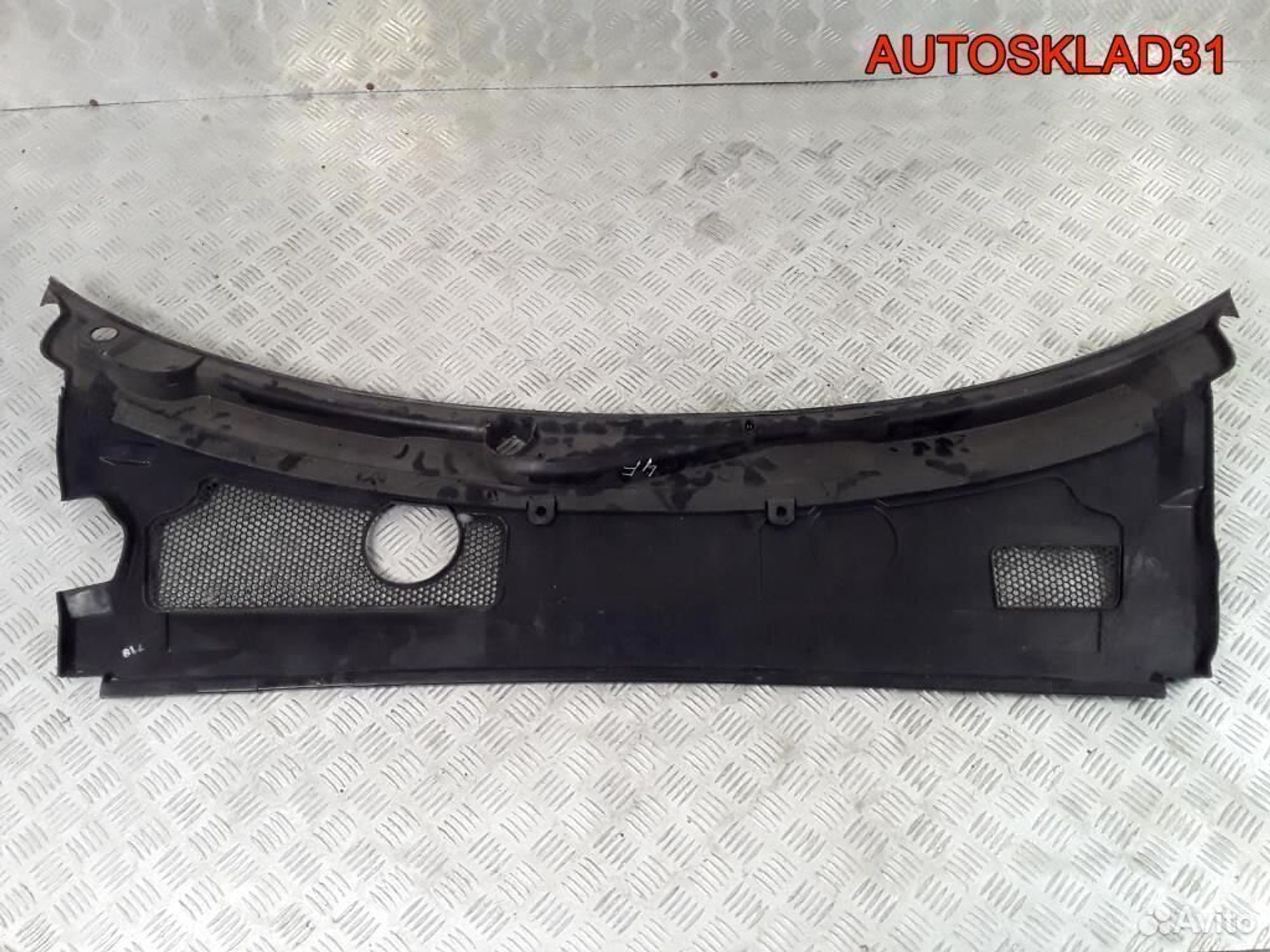 Решетка стеклоочистителя Audi A6 C6 4F 4F1819447, 2100 рублей, Дубовое