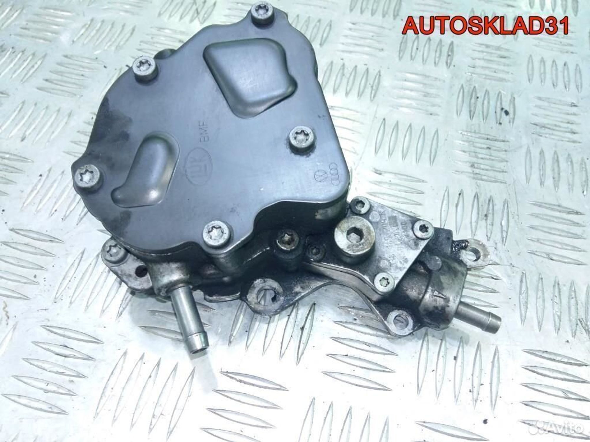 Насос вакуумный VW Passat B6 038145209K, 9900 рублей, Дубовое
