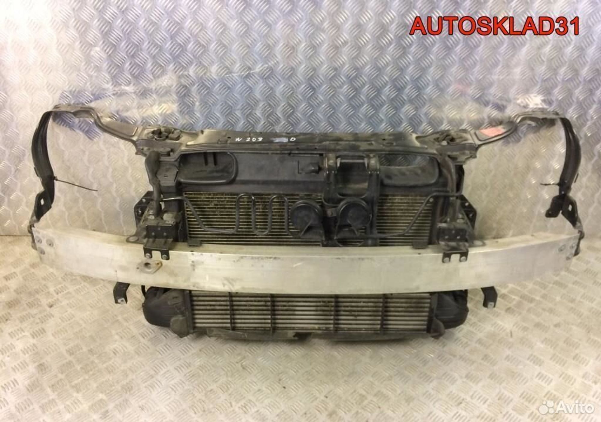 Панель передняя Mercedes Benz W203 дизель, 5700 рублей, Дубовое