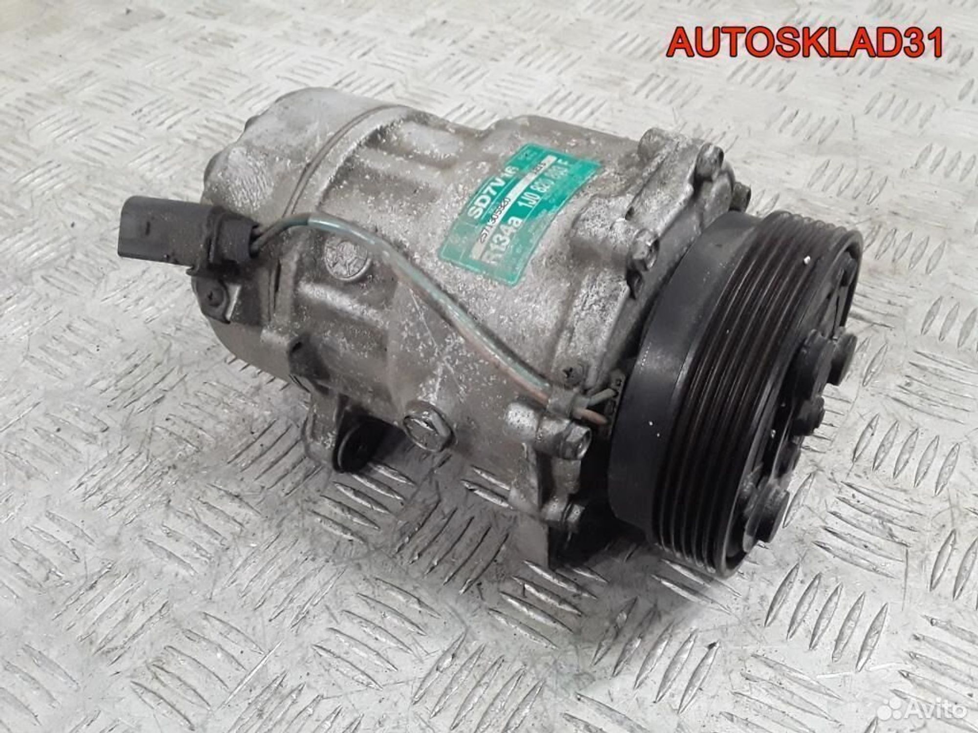 Компрессор кондиционера VW Golf 4 1J0820803F, 5900 рублей, Дубовое